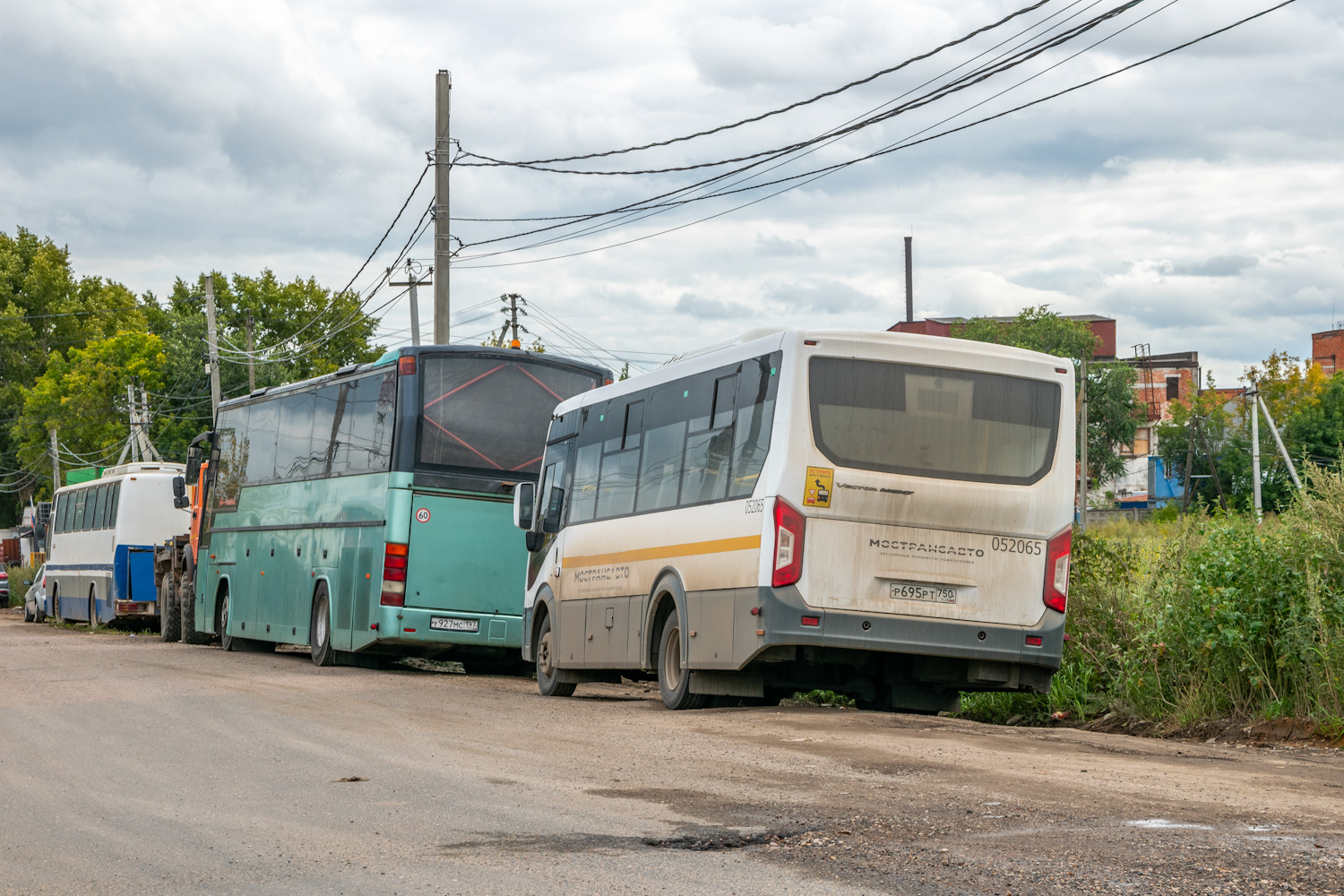 Москва, Otomarsan Mercedes-Benz O302S № К 819 ОН 177; Московская область, ПАЗ-320445-04 "Vector Next" № 052088