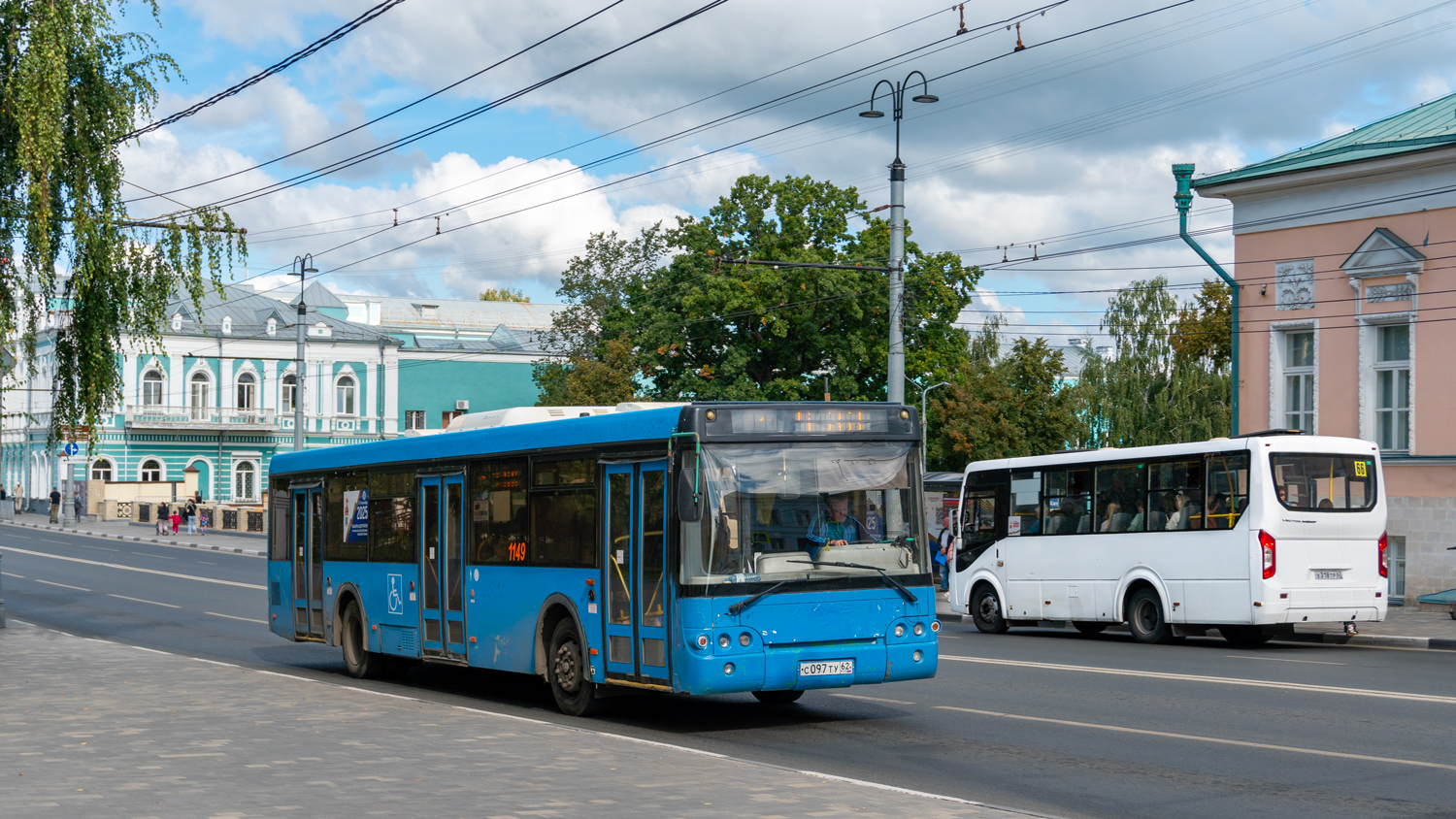 Рязанская область, ЛиАЗ-5292.22 (2-2-2) № 1149; Рязанская область, ПАЗ-320435-04 "Vector Next" № Х 318 ТР 62