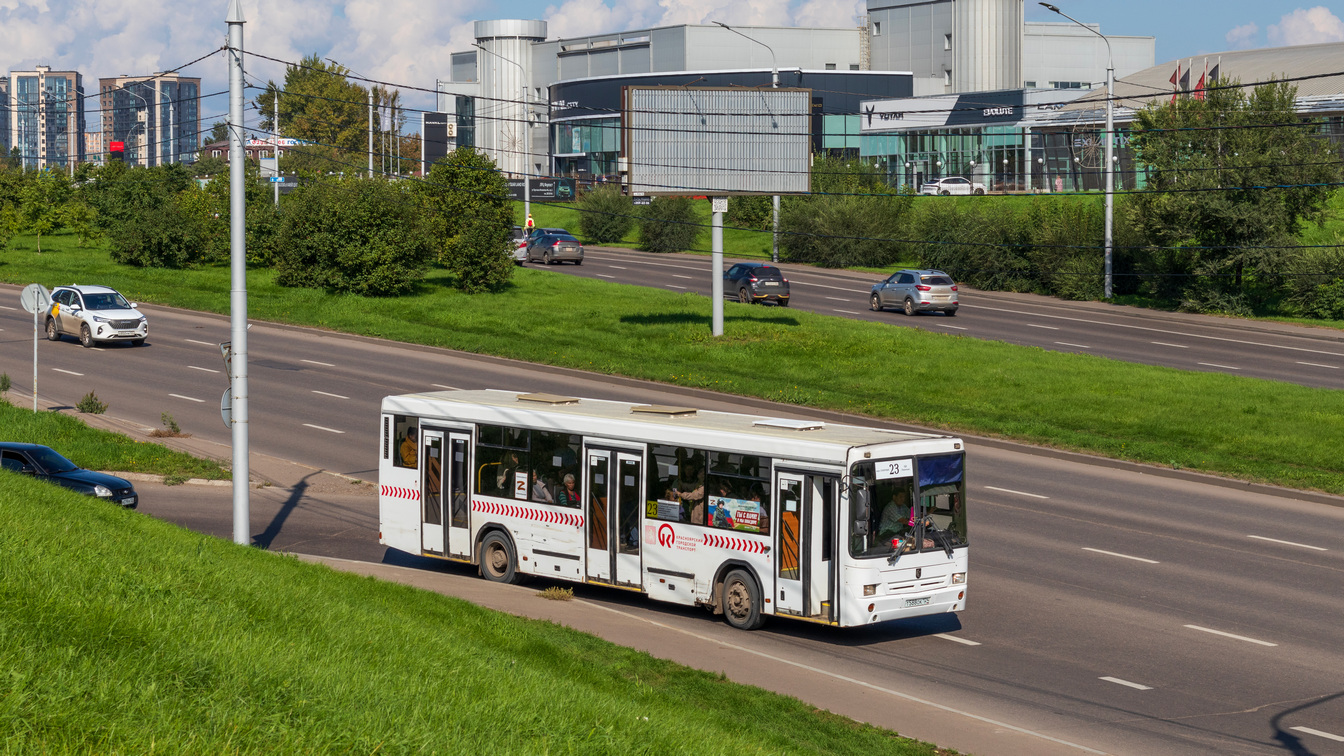 Красноярский край, НефАЗ-5299-10-32 № Т 588 ОК 124