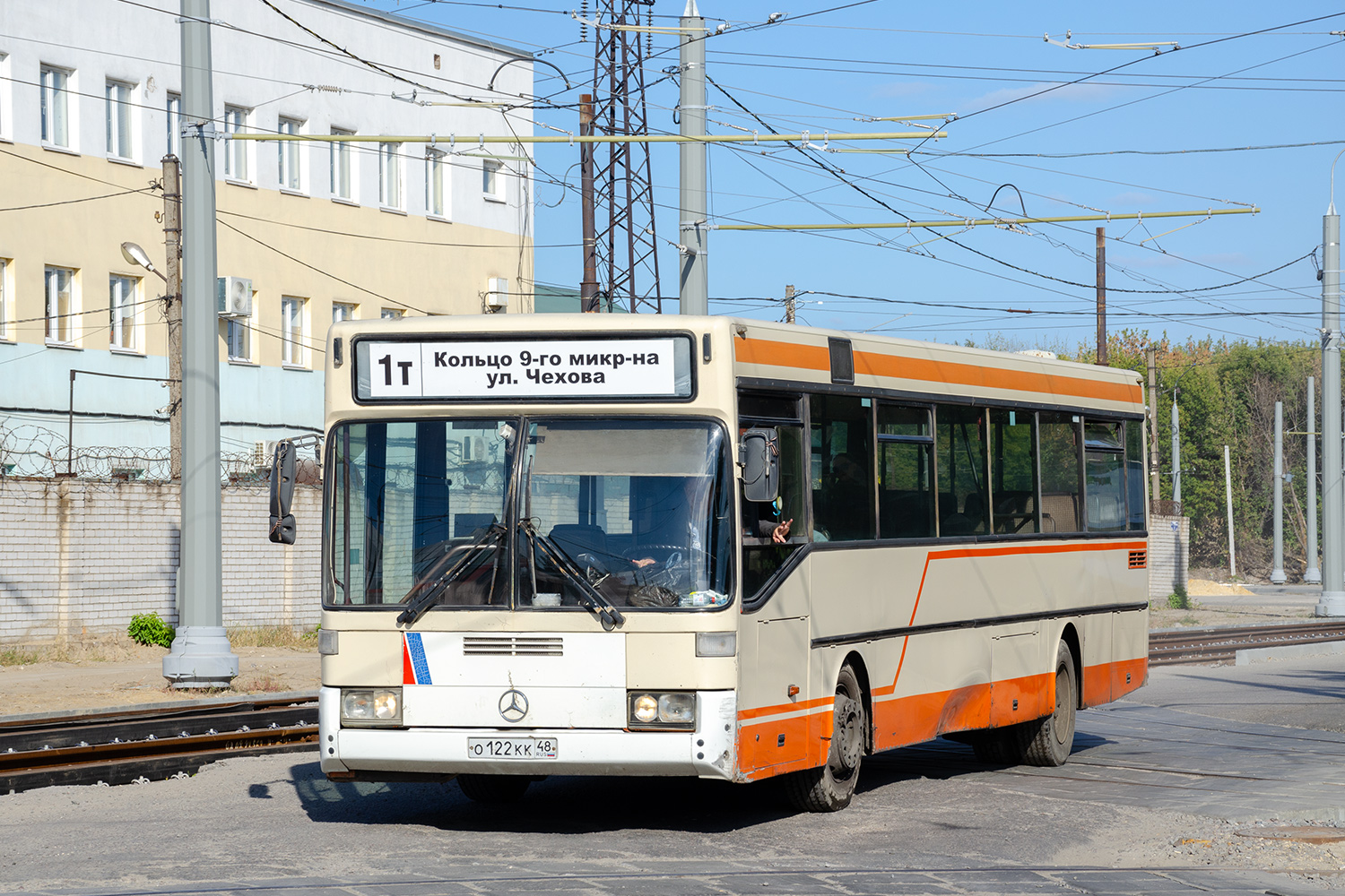 Липецкая область, Mercedes-Benz O405 № О 122 КК 48