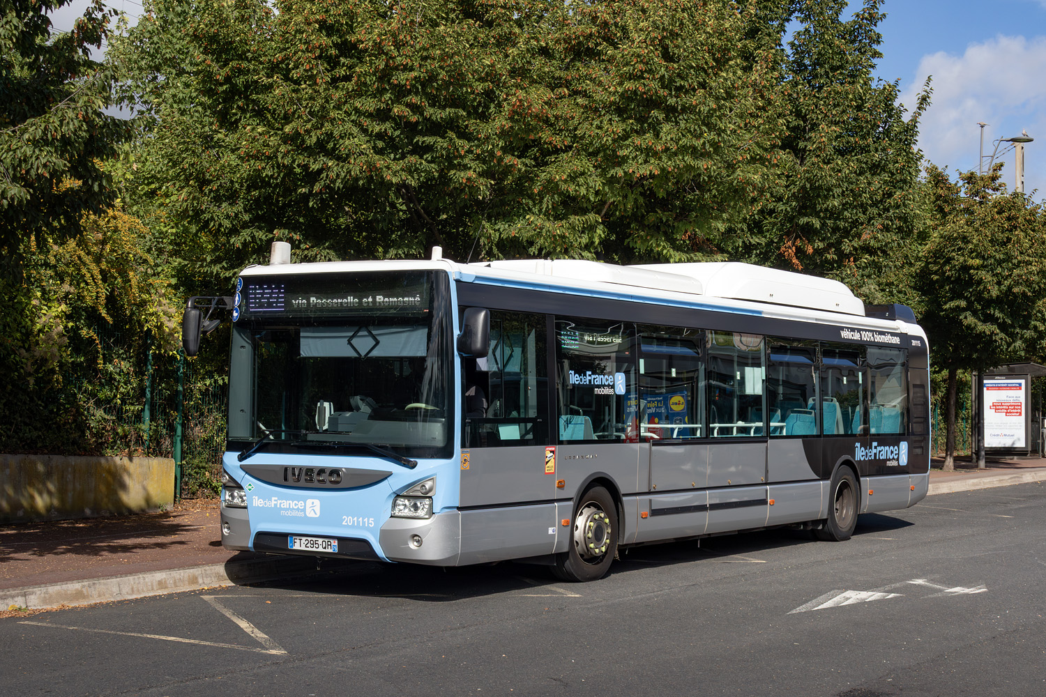 Франция, IVECO Urbanway 12M CNG № 201115