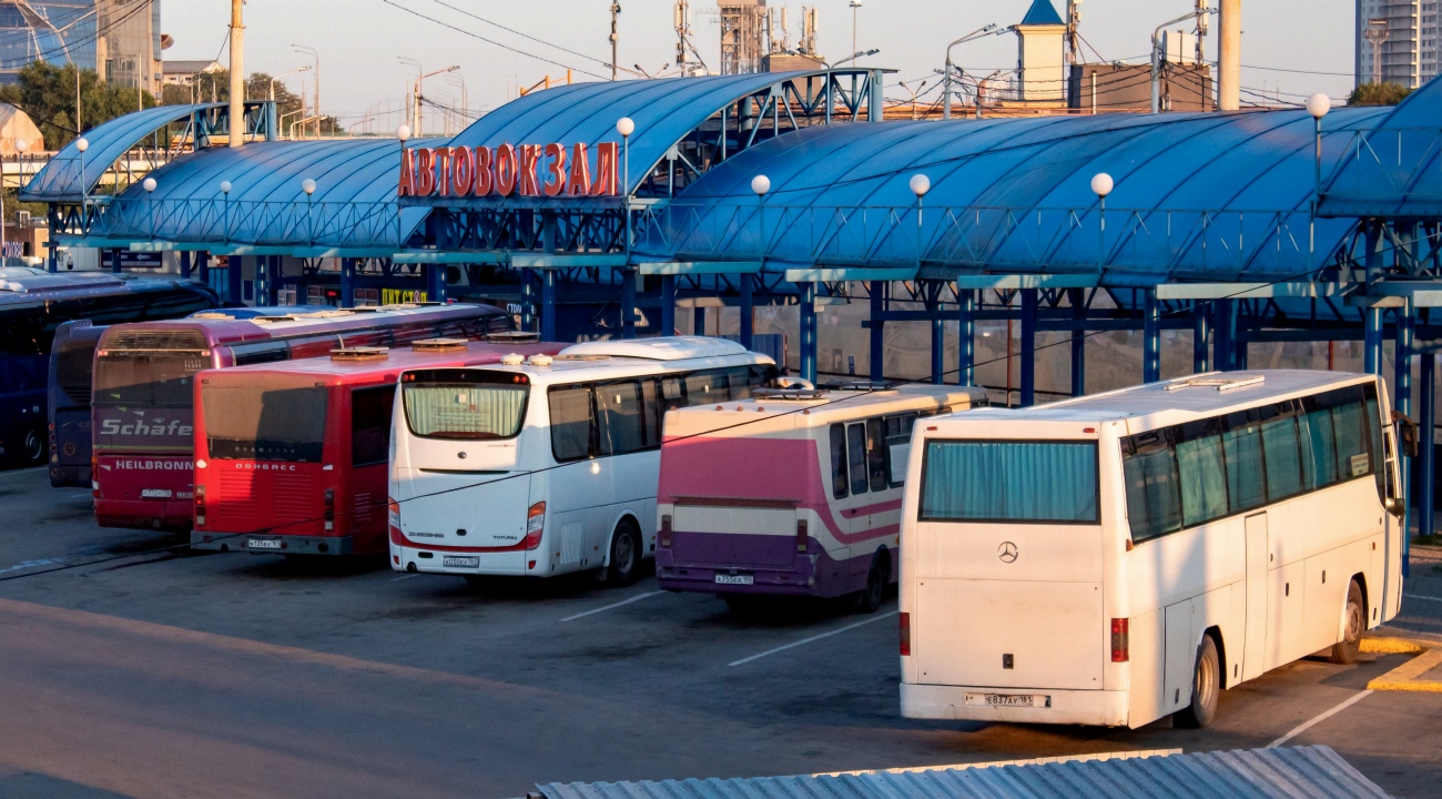 Луганская область, Ferqui Narcea 3.5 № Е 837 АУ 181; Ростовская область &mdash; Разные фотографии
