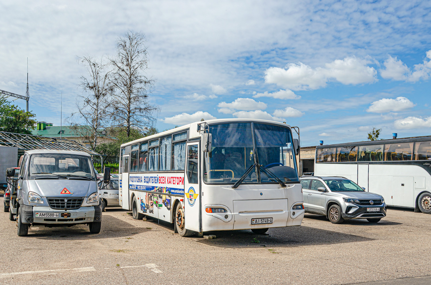 Гродненская область, КАвЗ-4238-00 № АІ 5749-4