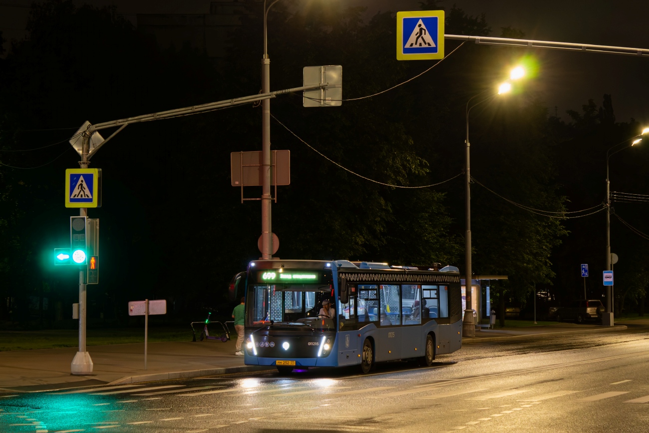 Москва, НефАЗ-5299-40-52 № 011215