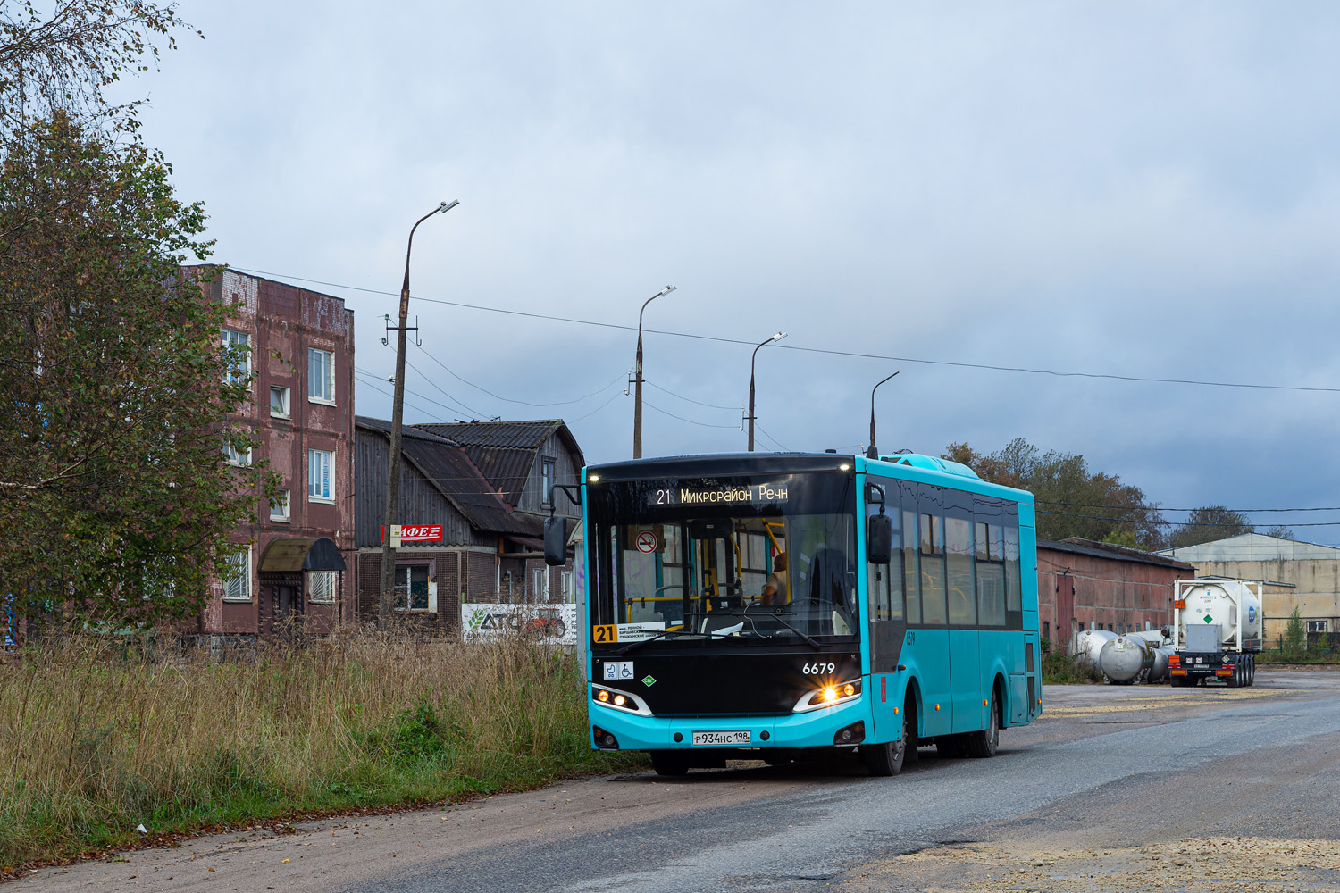Ленинградская область, Volgabus-4298.G4 (LNG) № 6679