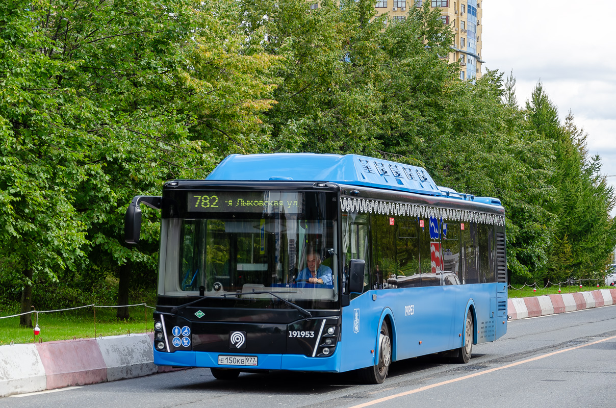 Moskva, LiAZ-5292.67 (CNG) č. 191953