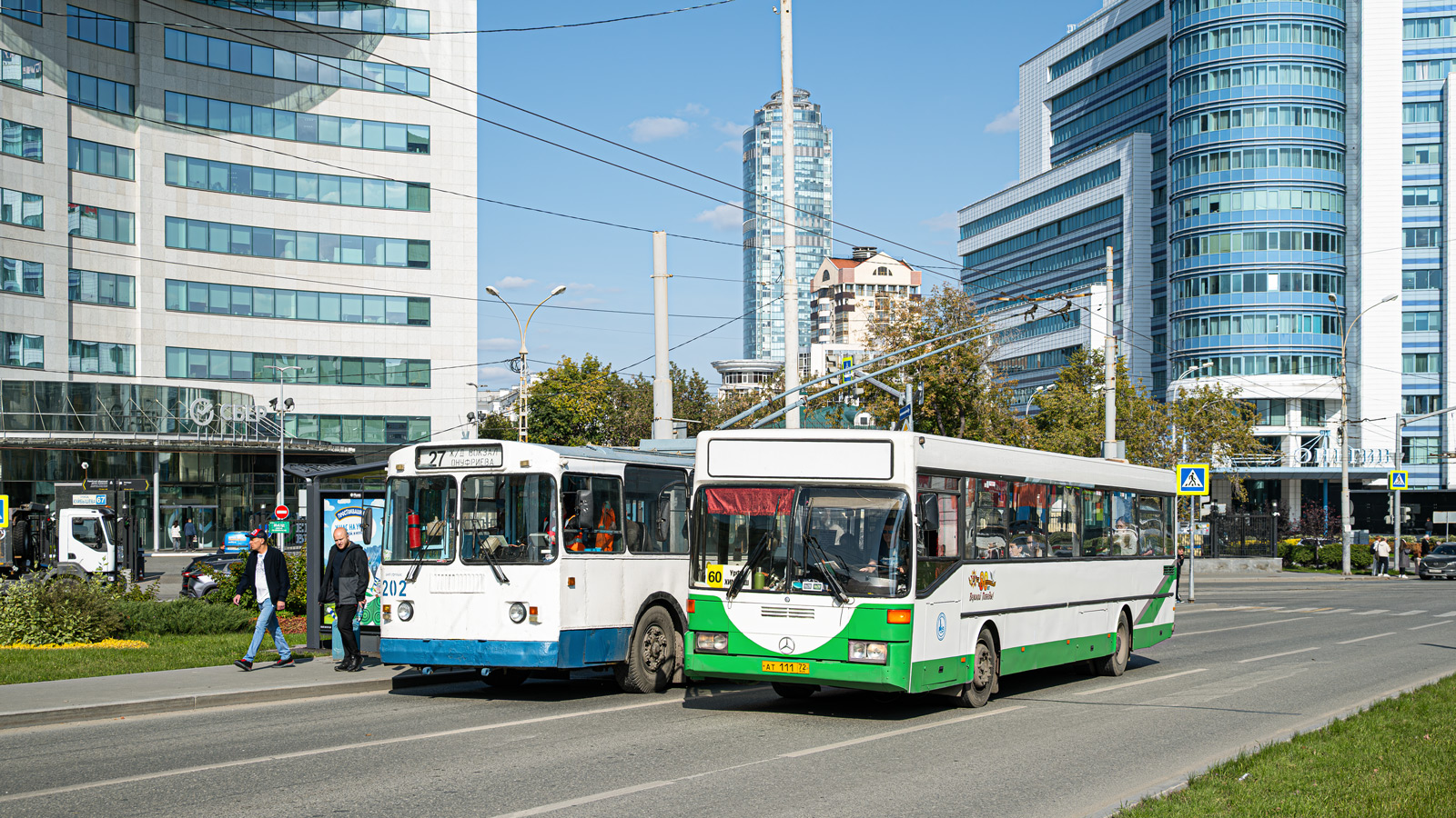 Свердловская область, Mercedes-Benz O405 № АТ 111 72