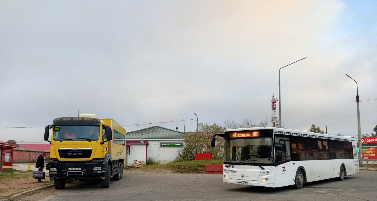 Ненецкий АО, Вахтовые автобусы № А 884 АО 83; Ненецкий АО, ЛиАЗ-5292.65 № А 466 АУ 83