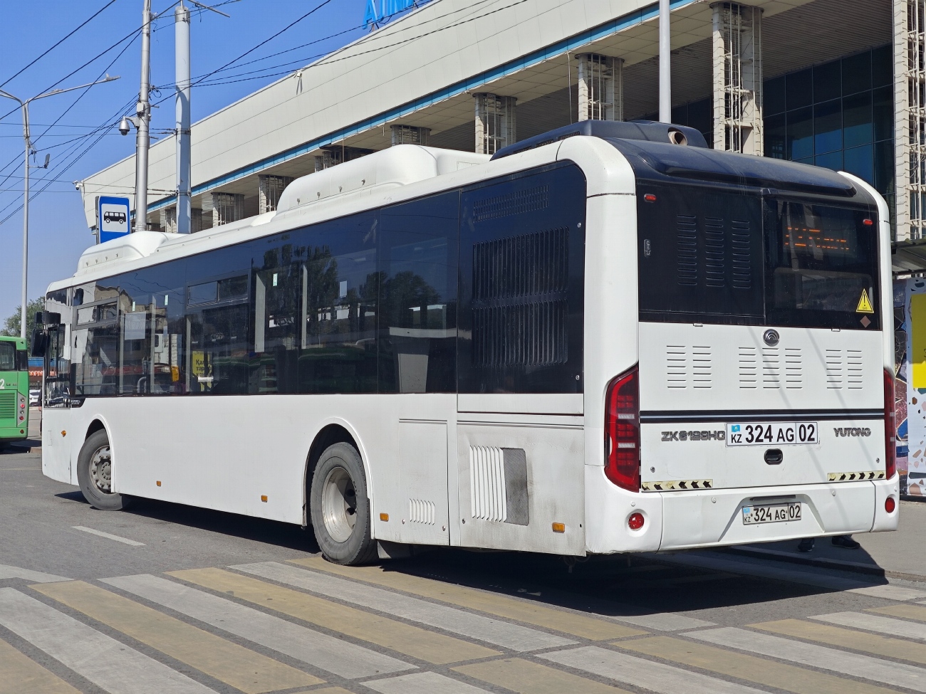 Алматы, Yutong ZK6128HG (СарыаркаАвтоПром) № 324 AG 02