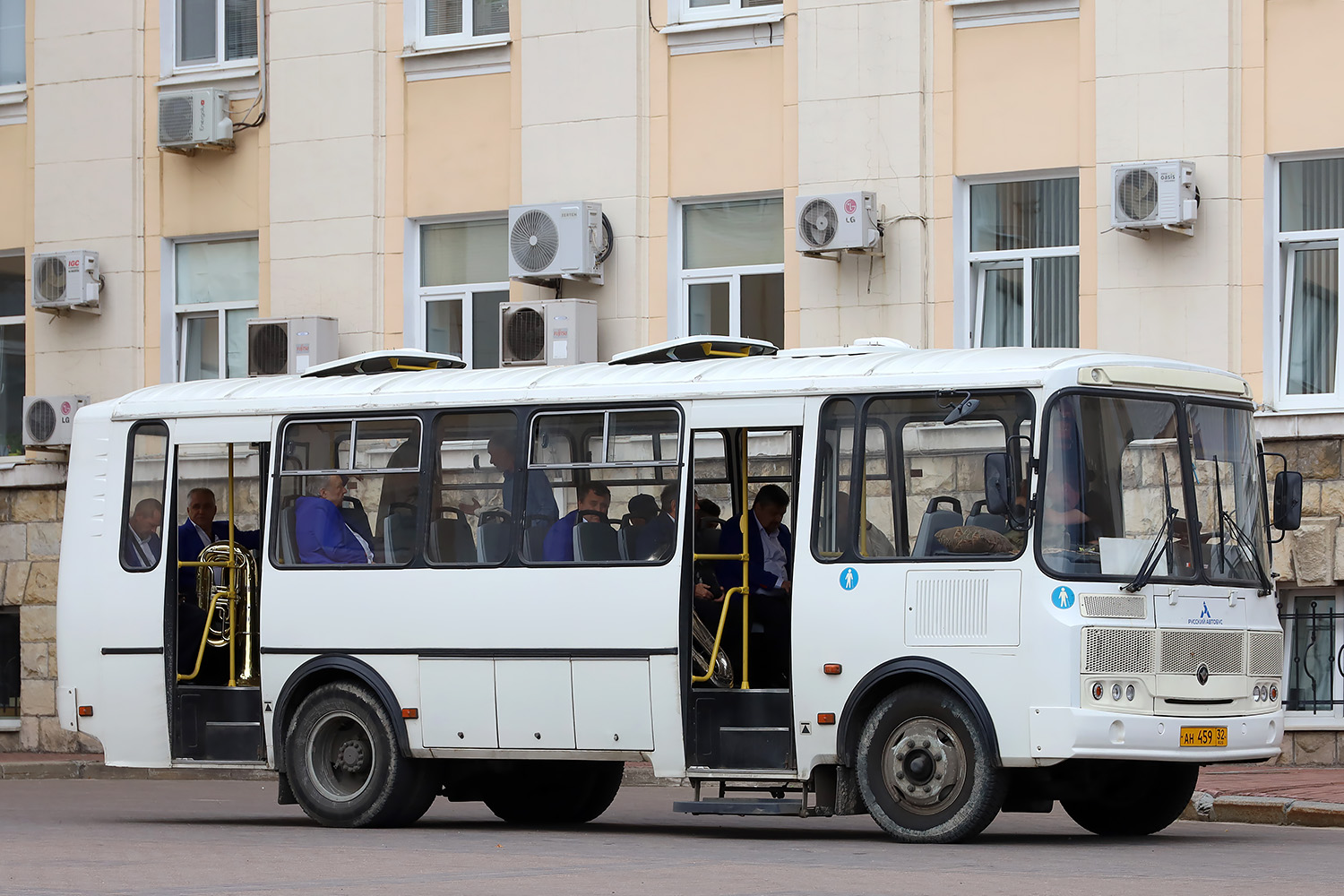 Брянская область, ПАЗ-4234-04 № 433