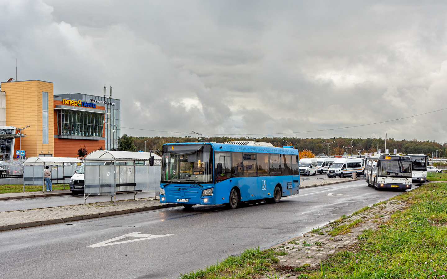 Московская область, ЛиАЗ-4292.60 (1-2-1) № 108813; Московская область, ЛиАЗ-5250 № 107167