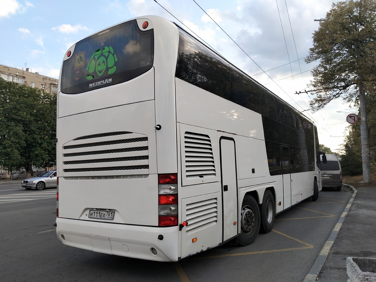 Ростовская область, Neoplan PB2 N1122/3L Skyliner L № Н 111 ЕХ 761