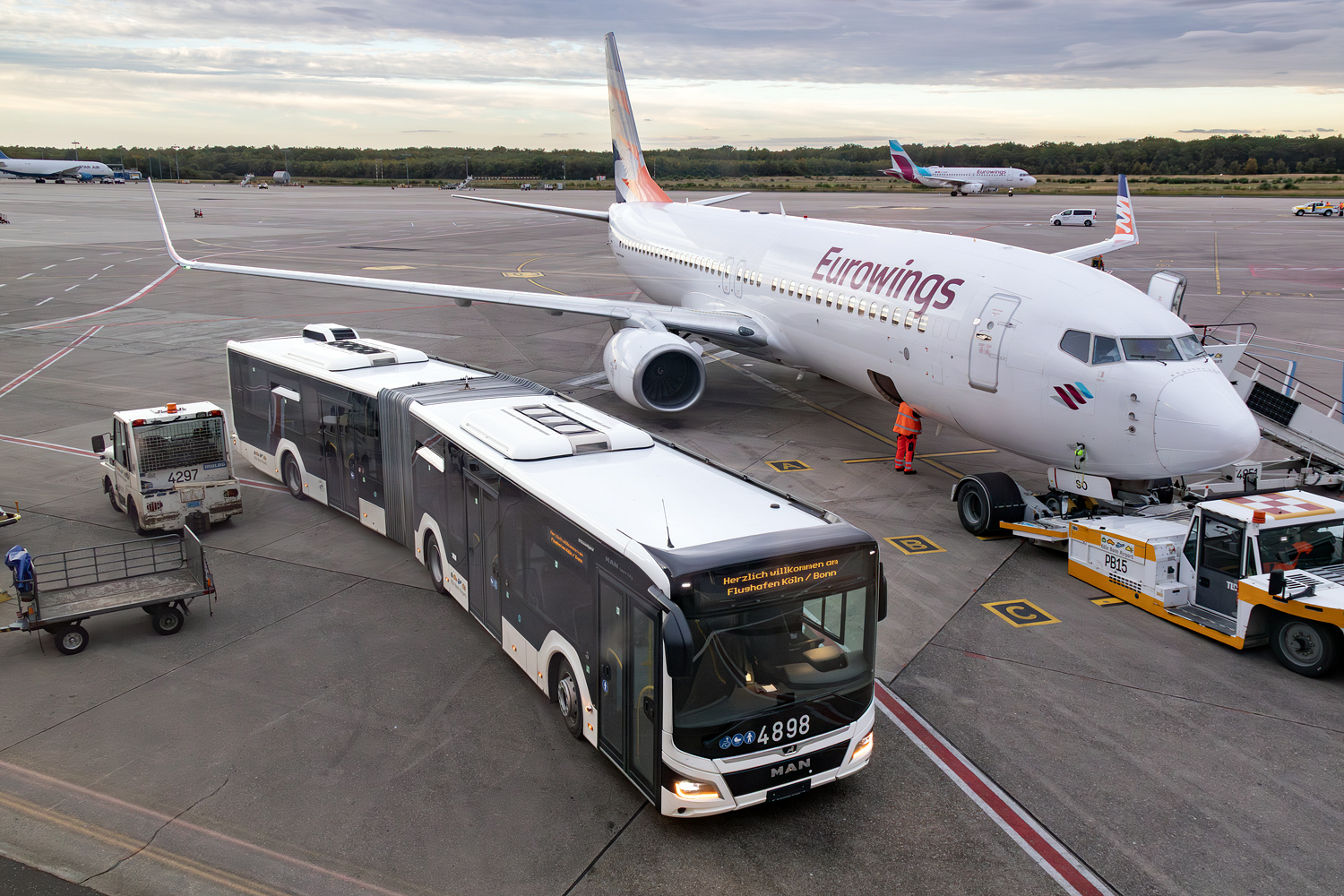 Северный Рейн-Вестфалия, MAN 18C Lion's City 18 NG**0 EfficientHybrid № 98