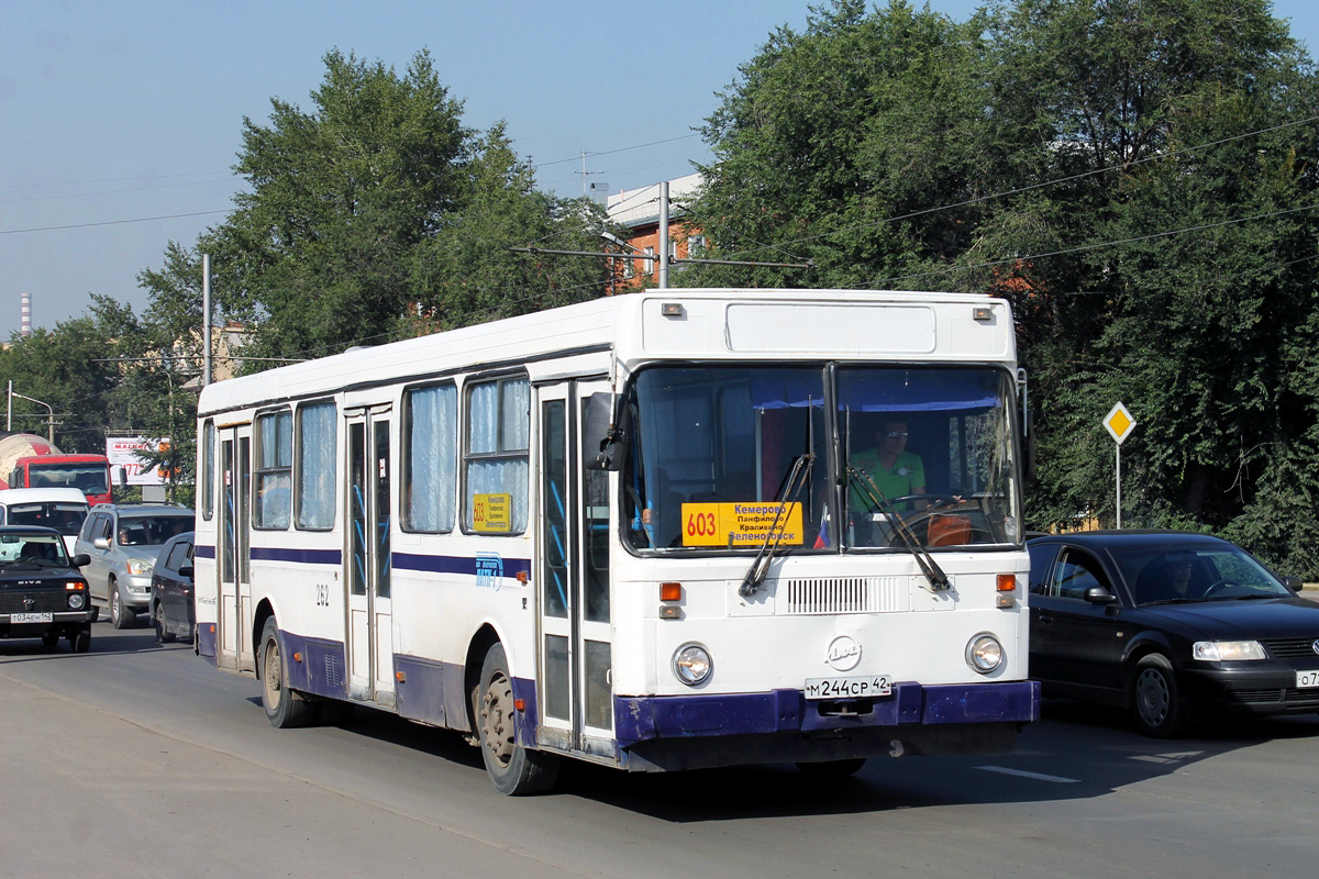 Кемеровская область - Кузбасс, ЛиАЗ-5256.30 № 262