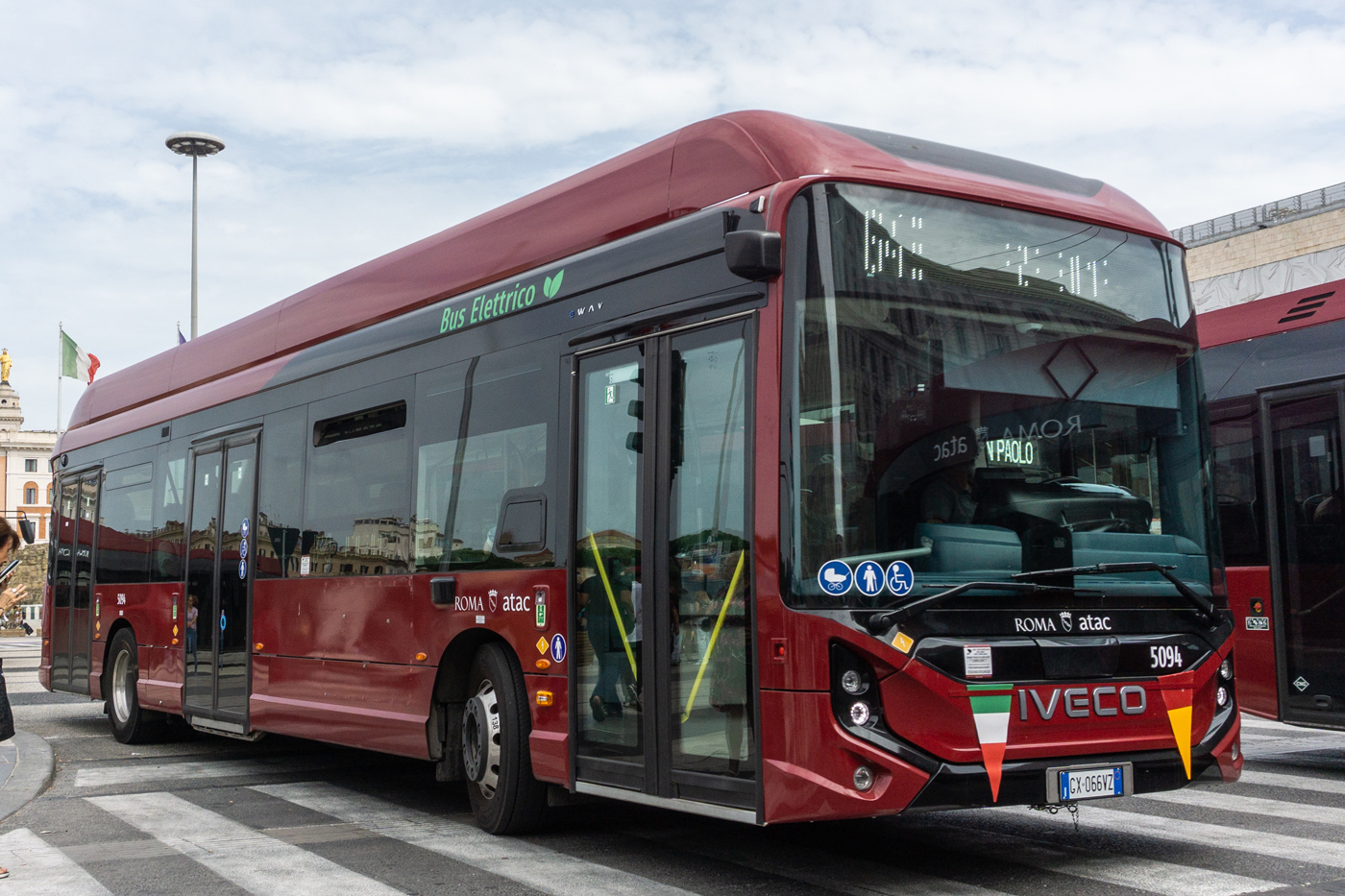 Италия, IVECO E-Way 12M № 5094