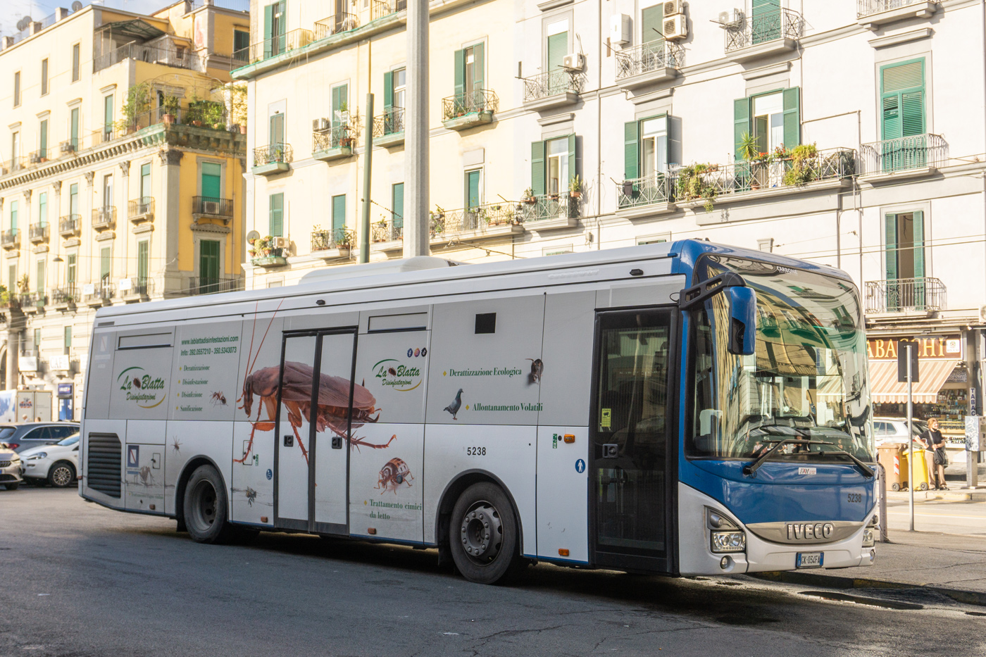 Италия, IVECO Crossway LE LINE 10.8M № 5238