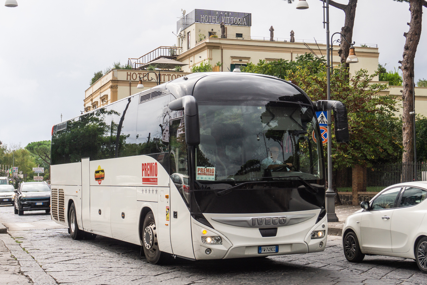 Италия, IVECO Magelys PRO 12.8M № FW 749CC