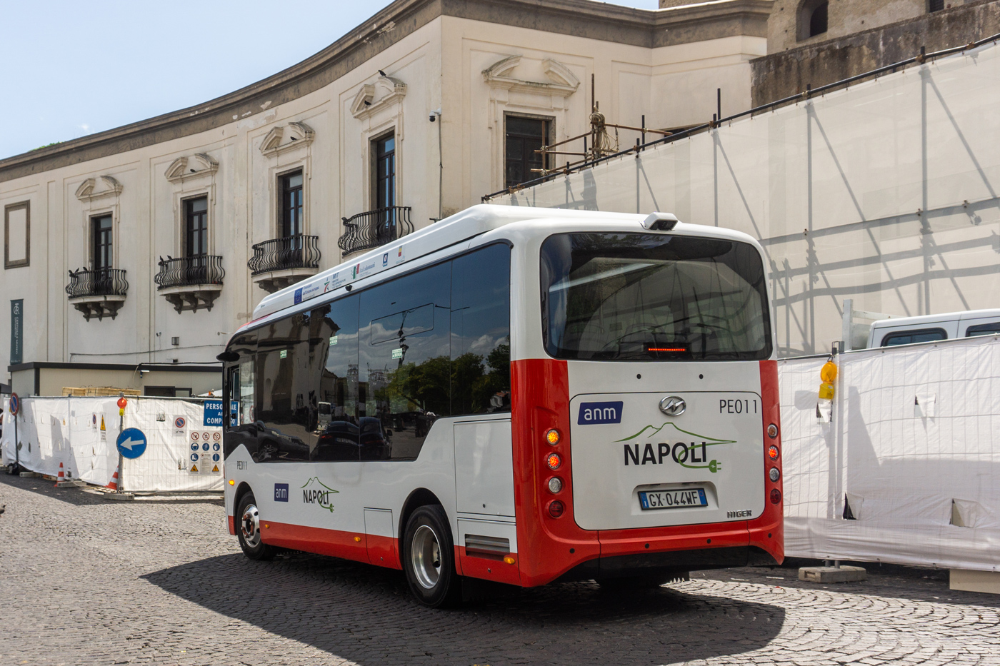 Италия, Higer Azure A7 № PE011