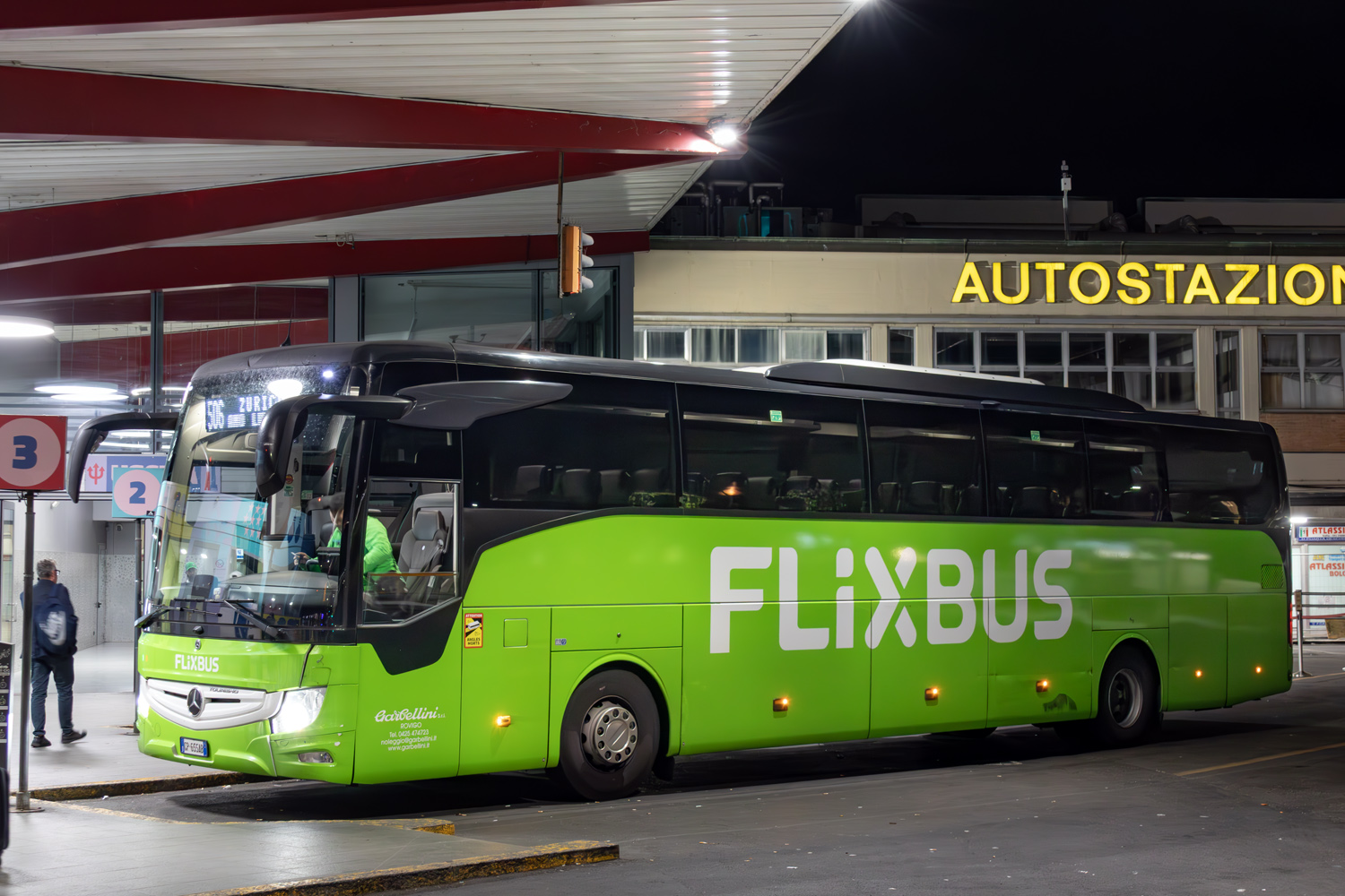 Itálie, Mercedes-Benz Tourismo III M/2 16RHD č. 213