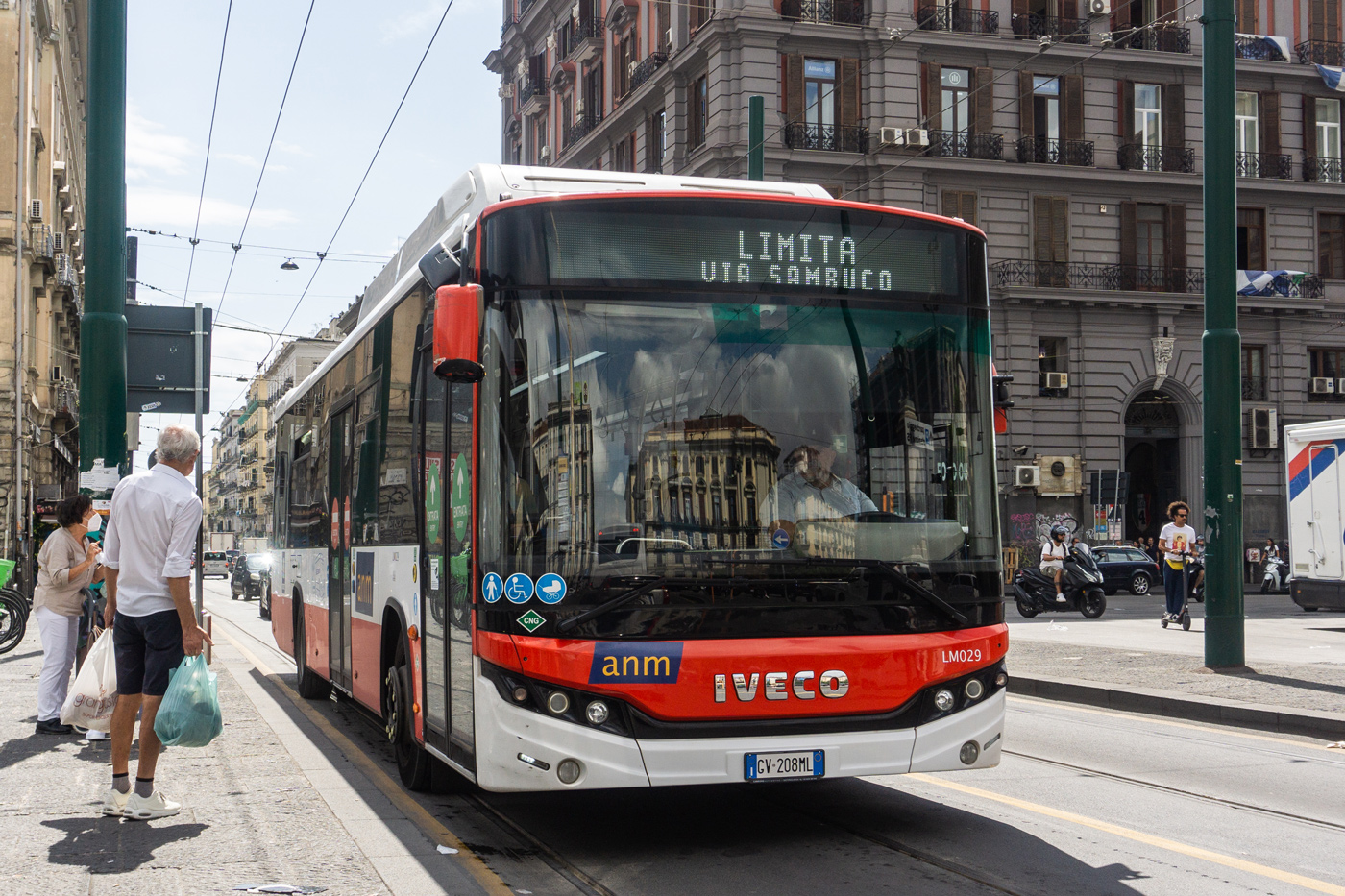 Италия, IVECO Streetway 12M CNG № LM029