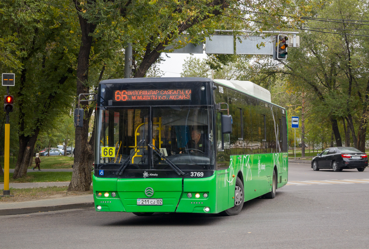 Алматы, Golden Dragon XML6125CN (Hyundai Trans Auto) № 3769