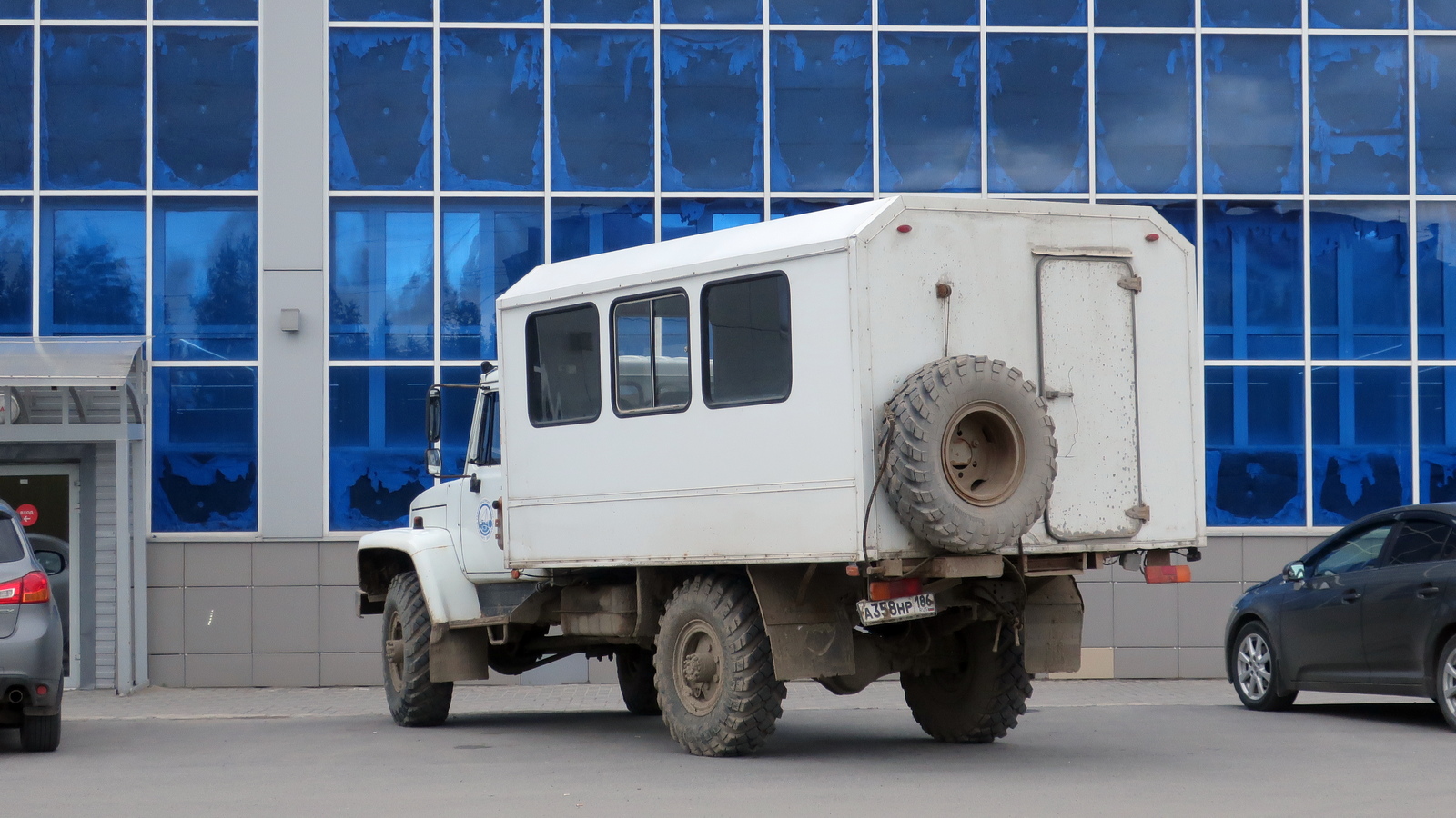 Ханты-Мансийский АО, ВМ-3284 № А 358 НР 186