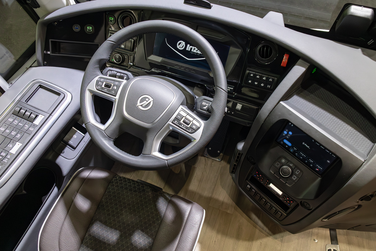 Испания, Irizar i6S 14-3,7 Efficient № [116004]; Бельгия &mdash; Busworld Europe 2025