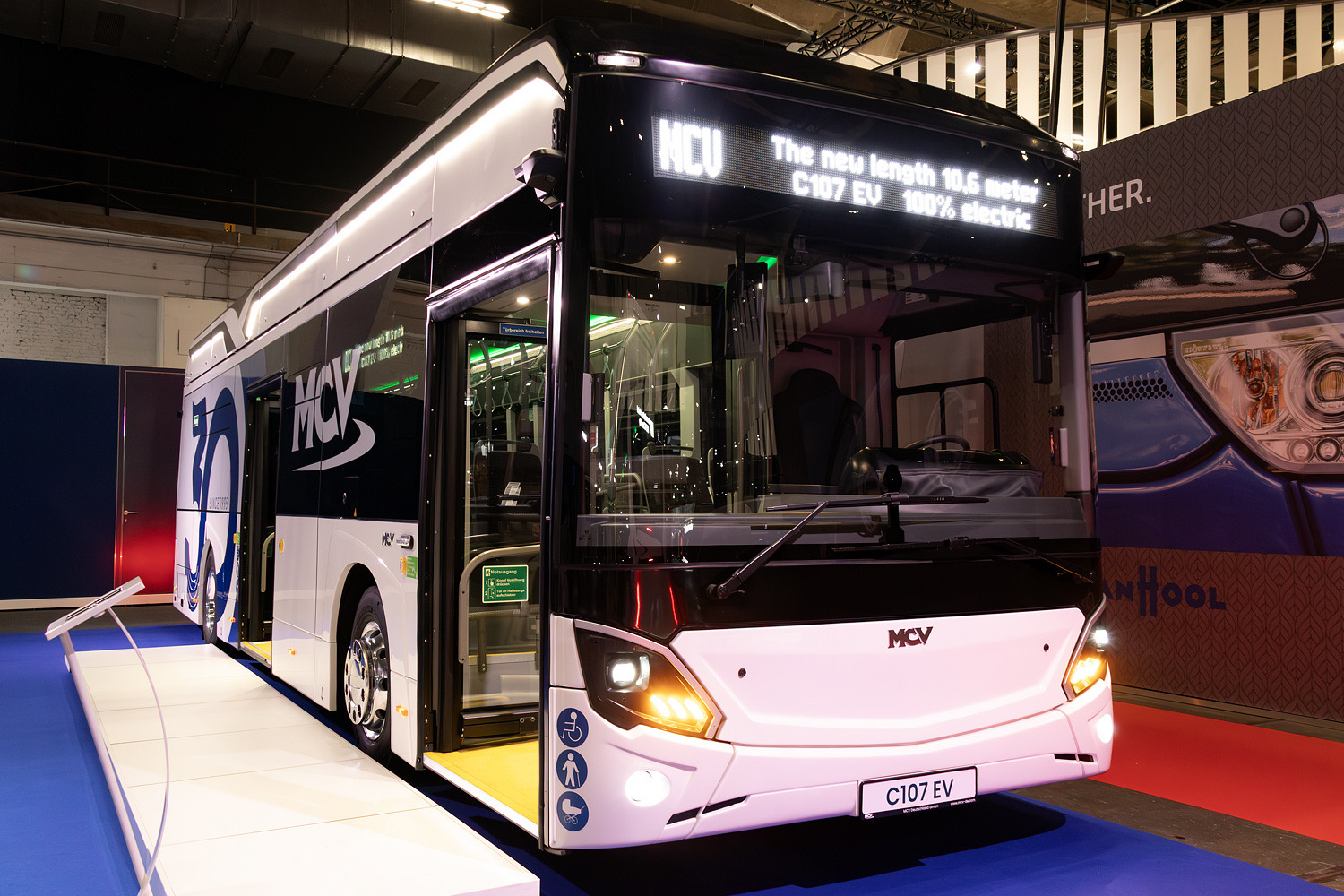 Северный Рейн-Вестфалия, MCV C107 LF-EV № [14]; Бельгия — Busworld Europe 2025
