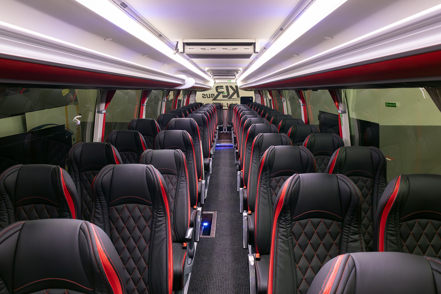 Польша, Beulas Glory II 15.0 № PY 2004J; Бельгия — Busworld Europe 2025