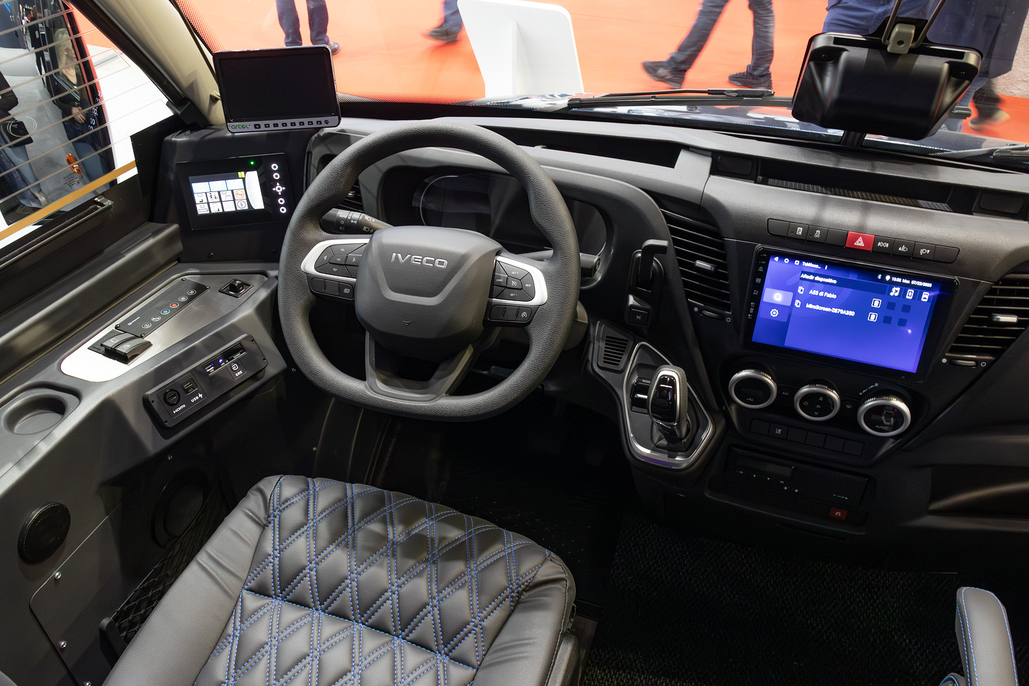 Spain, Indcar Wing L8,5 # [786910]; Belgium — Busworld Europe 2025