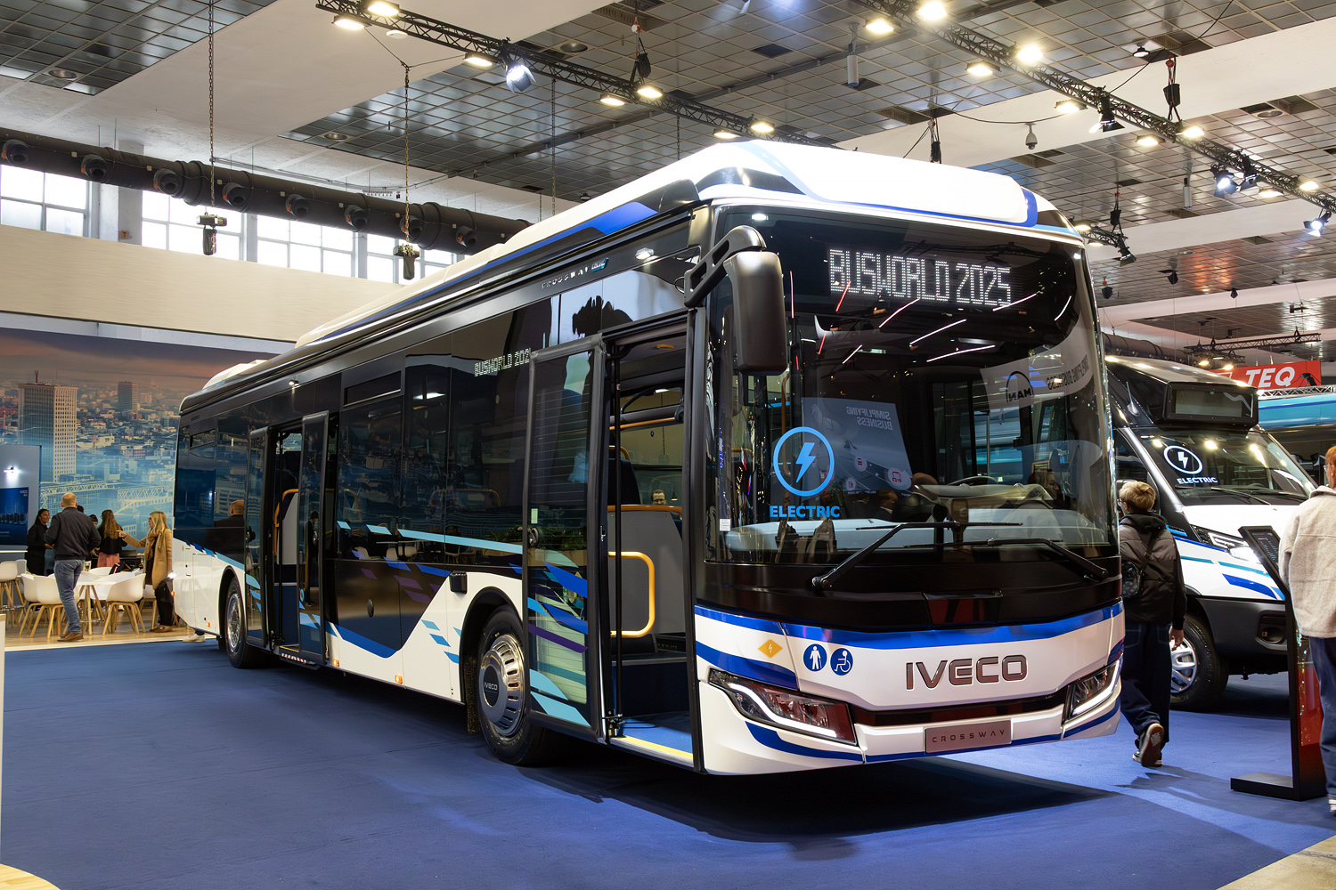 Франция, IVECO Crossway LE CITY 13M ELEC № [ELEC]; Бельгия — Busworld Europe 2025