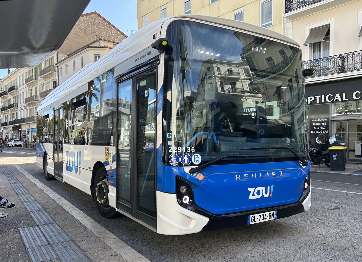 Франция, Heuliez GX337 ELEC № 229136