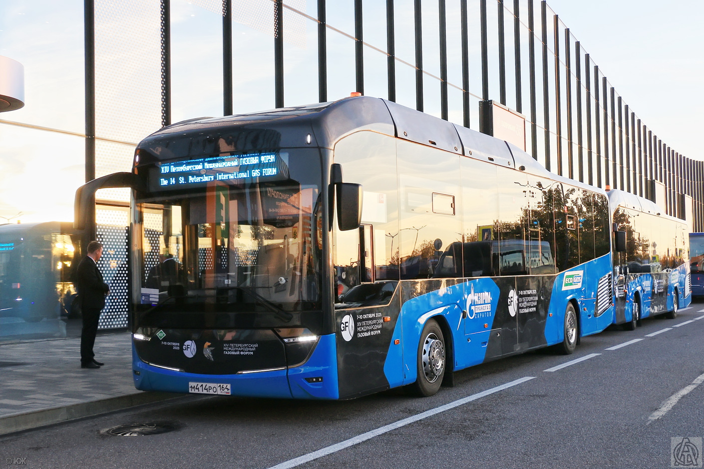 Саратовская область, КАМАЗ-5222-Р5 № М 414 РО 164; Санкт-Петербург — XIV Петербургский международный газовый форум (2025)