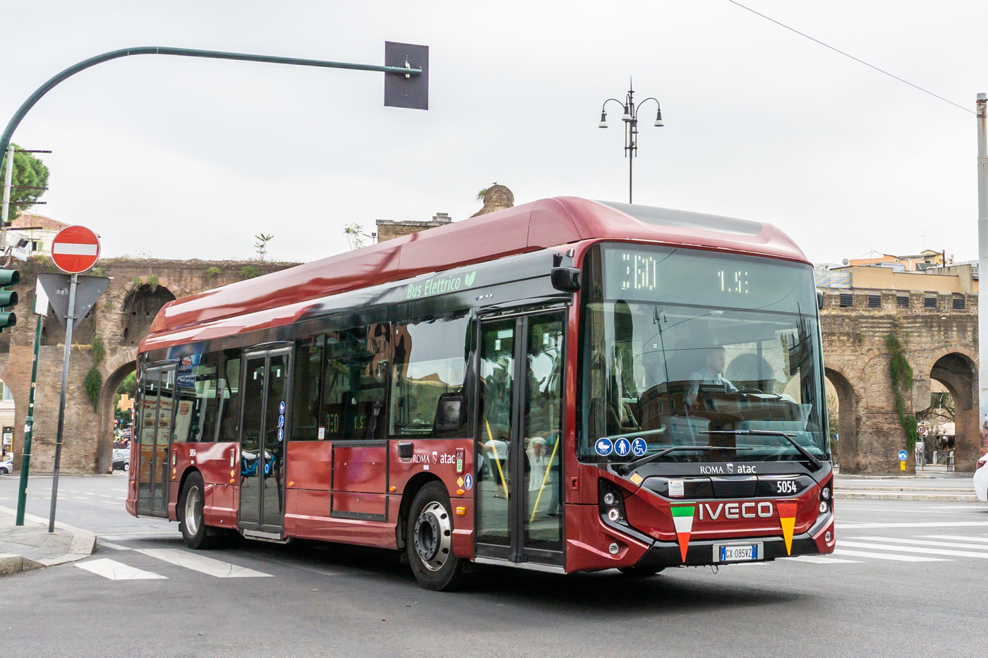 Италия, IVECO E-Way 12M № 5054