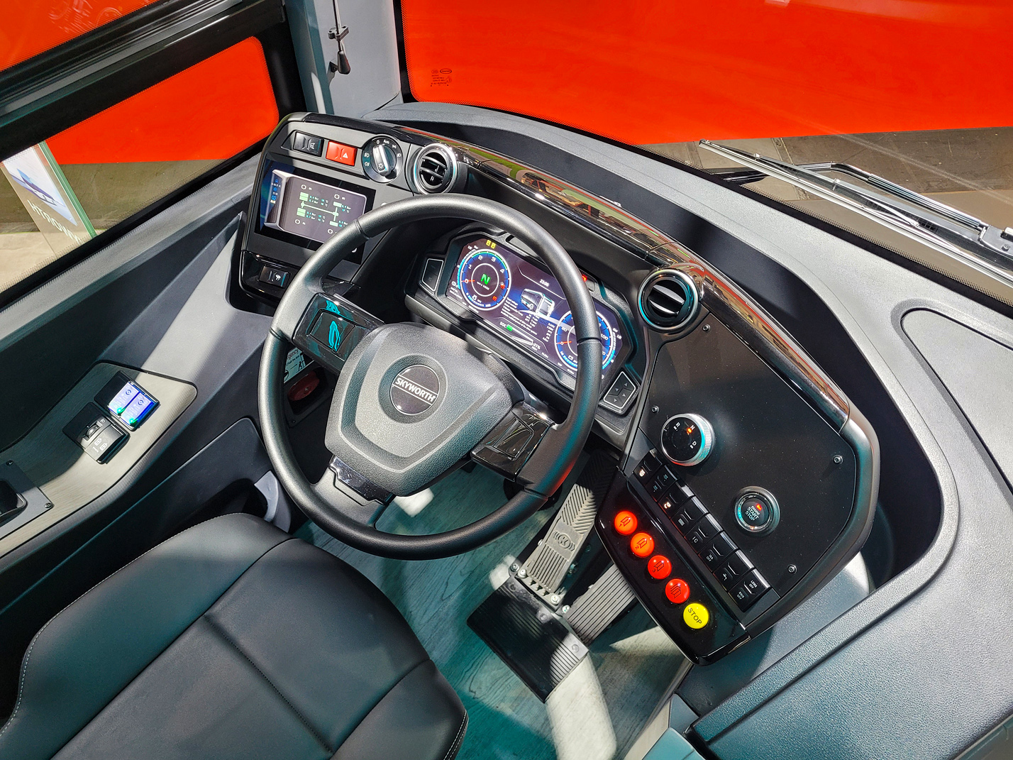 Китай, Skywell NJL6128BEV № [RXQJ6001]; Бельгия — Busworld Europe 2025