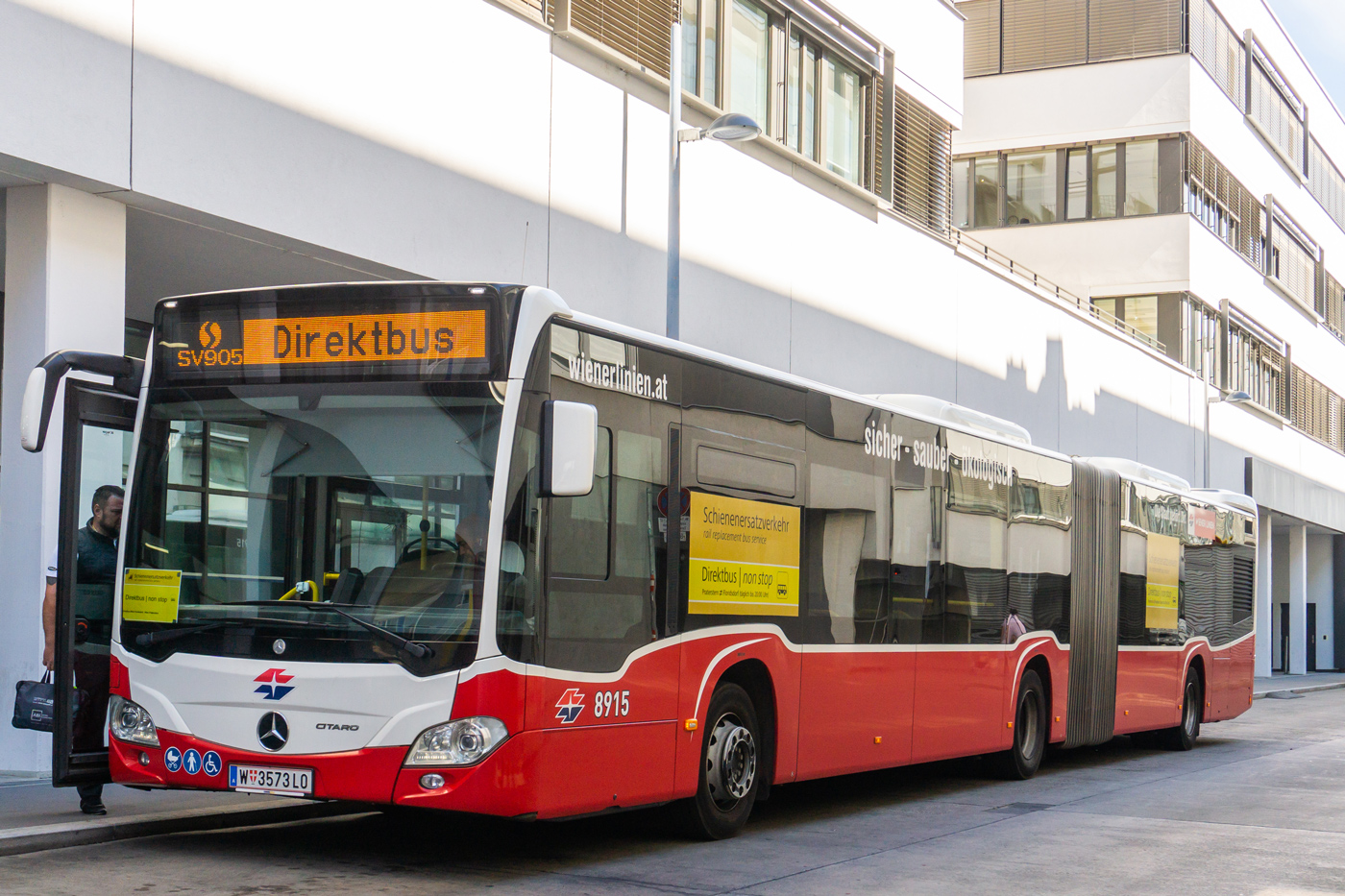 Австрия, Mercedes-Benz Citaro C2 G № 8915