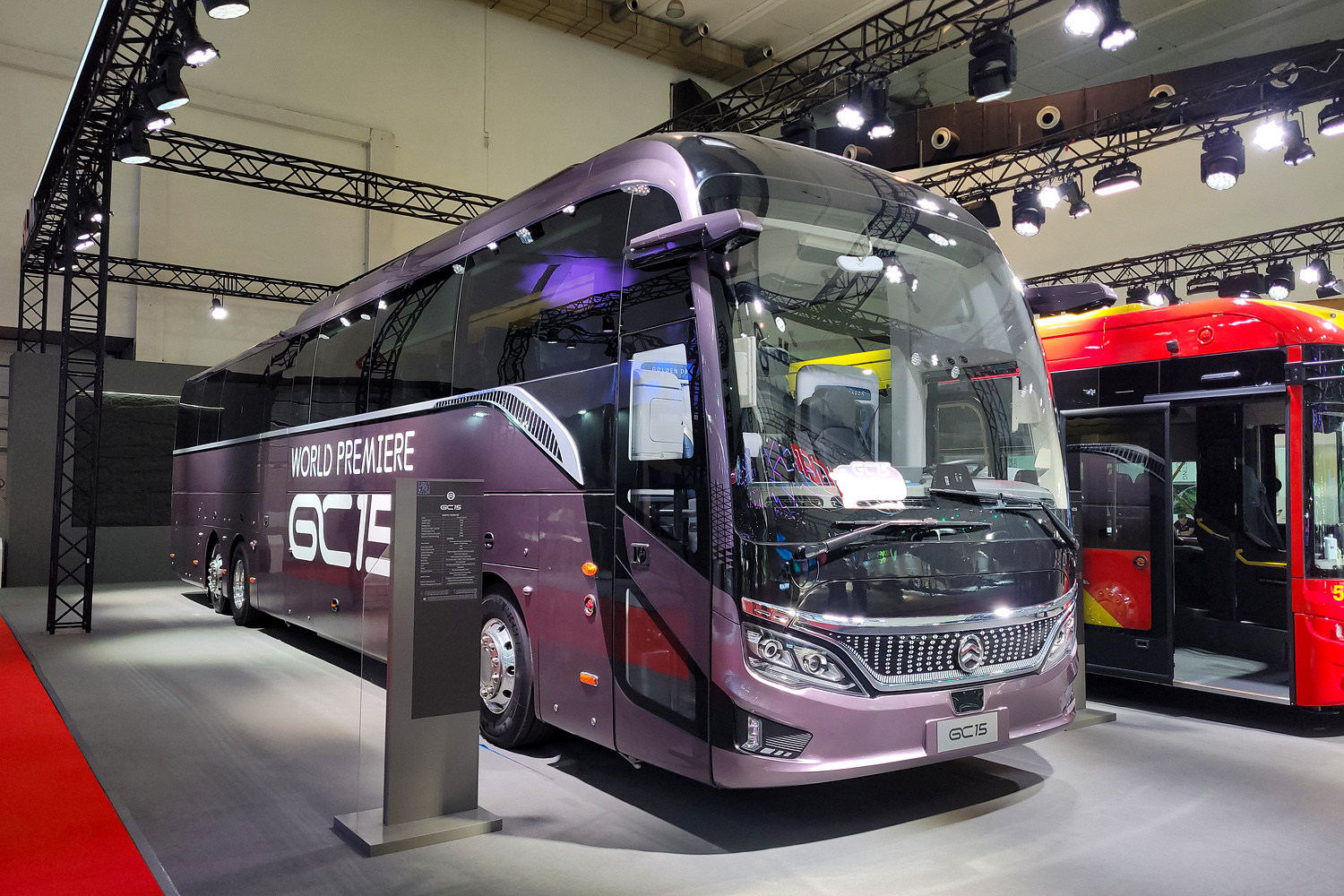 Китай, Golden Dragon GC15 № [GC15]; Бельгия — Busworld Europe 2025