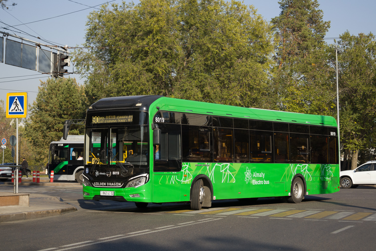 Алматы, Golden Dragon XML6125CE (Hyundai Trans Auto) № 8019