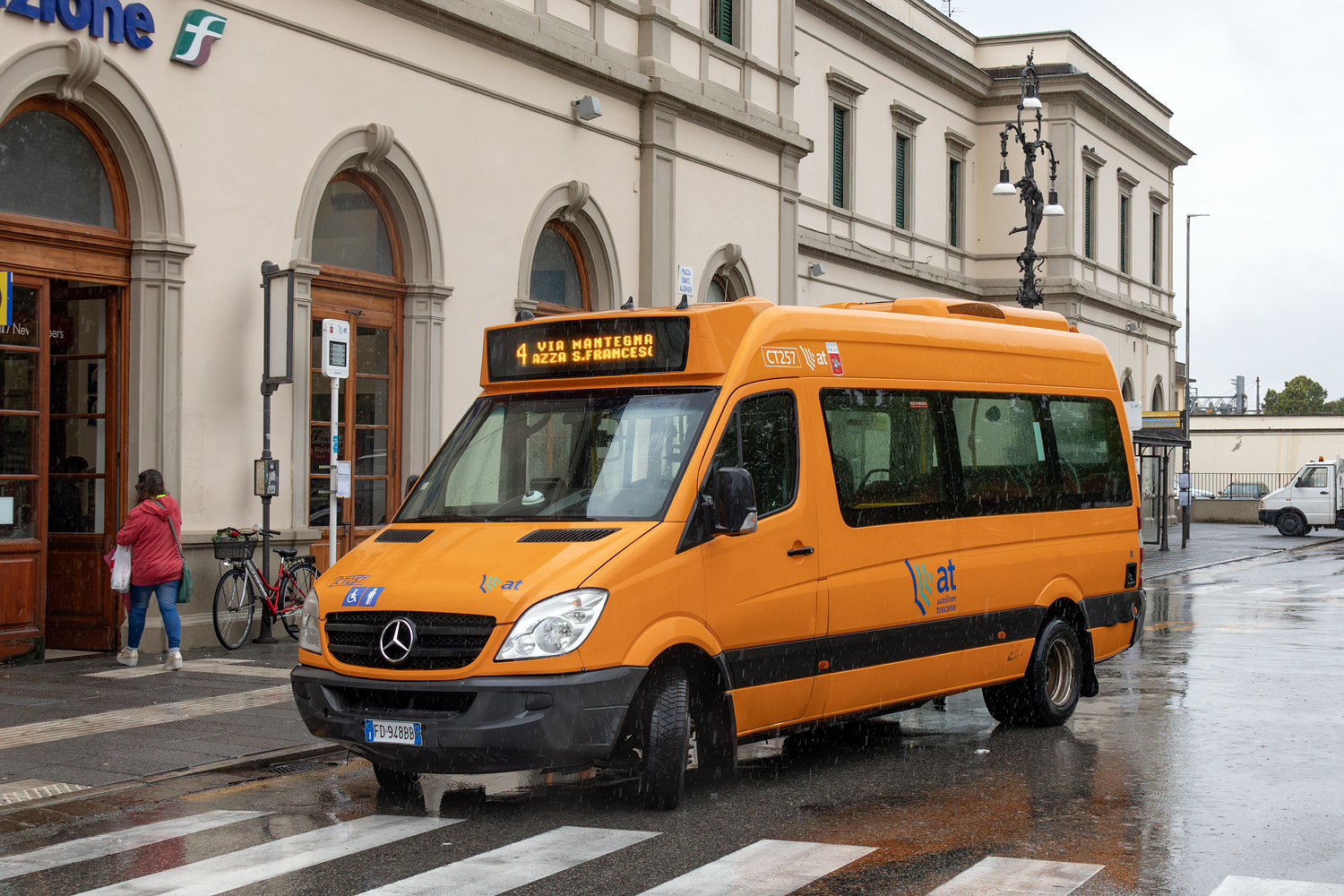 Италия, Mercedes-Benz Sprinter City 35 № CT257