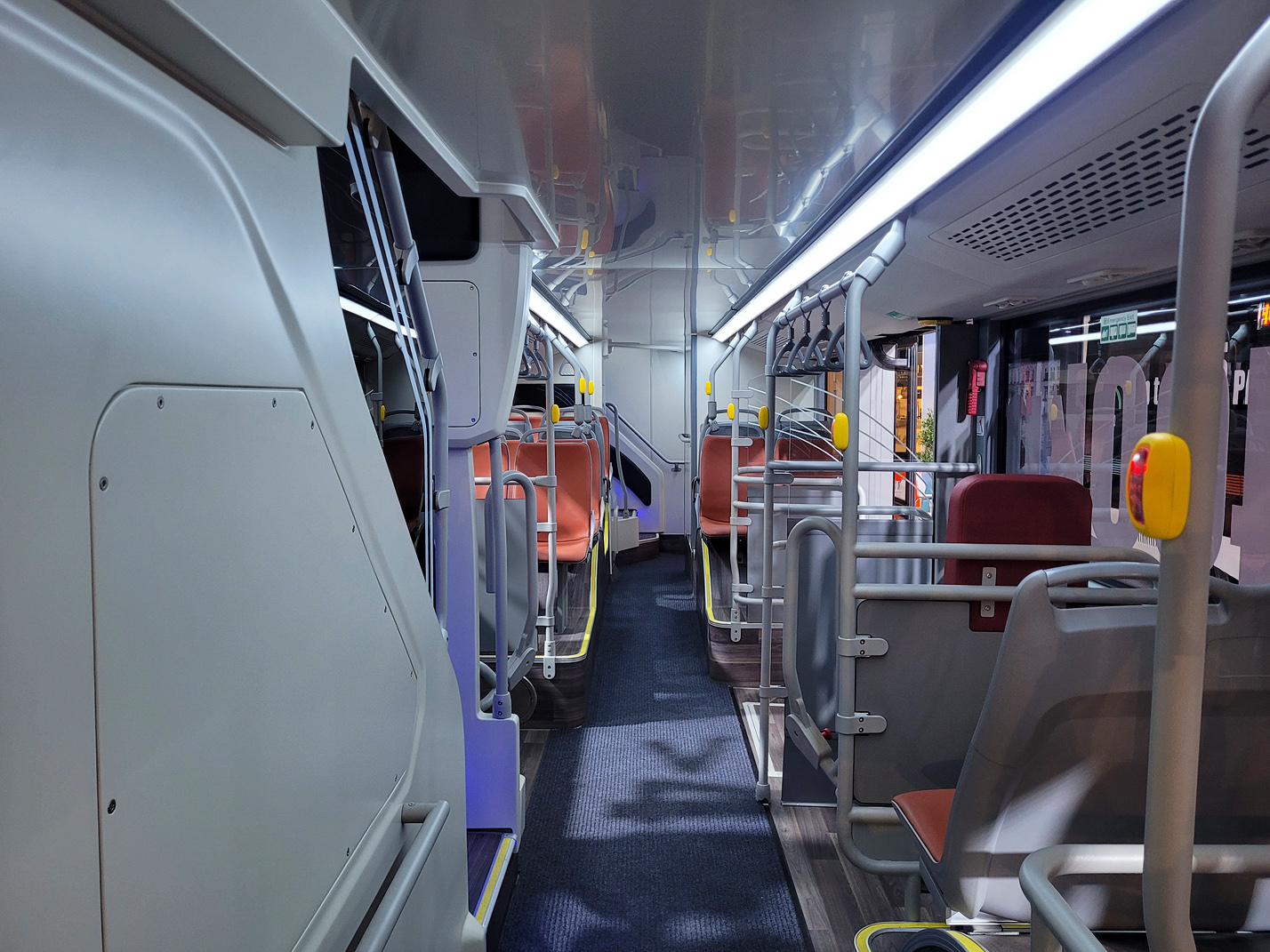 Китай, Zhong Tong N12D № [42894]; Бельгия &mdash; Busworld Europe 2025