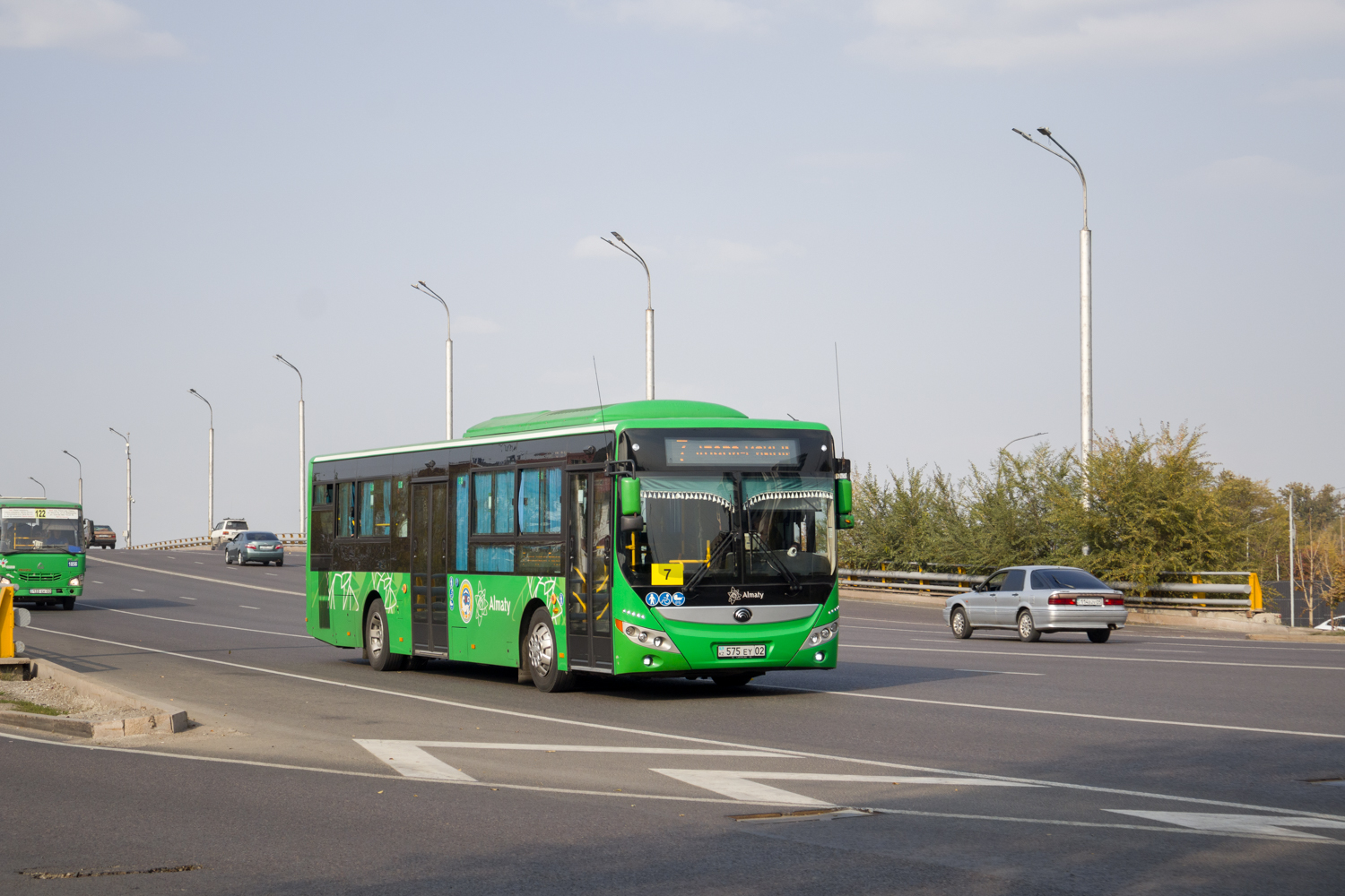 Almaty, Yutong ZK6118HGA (QazTehna) č. 575 EY 02