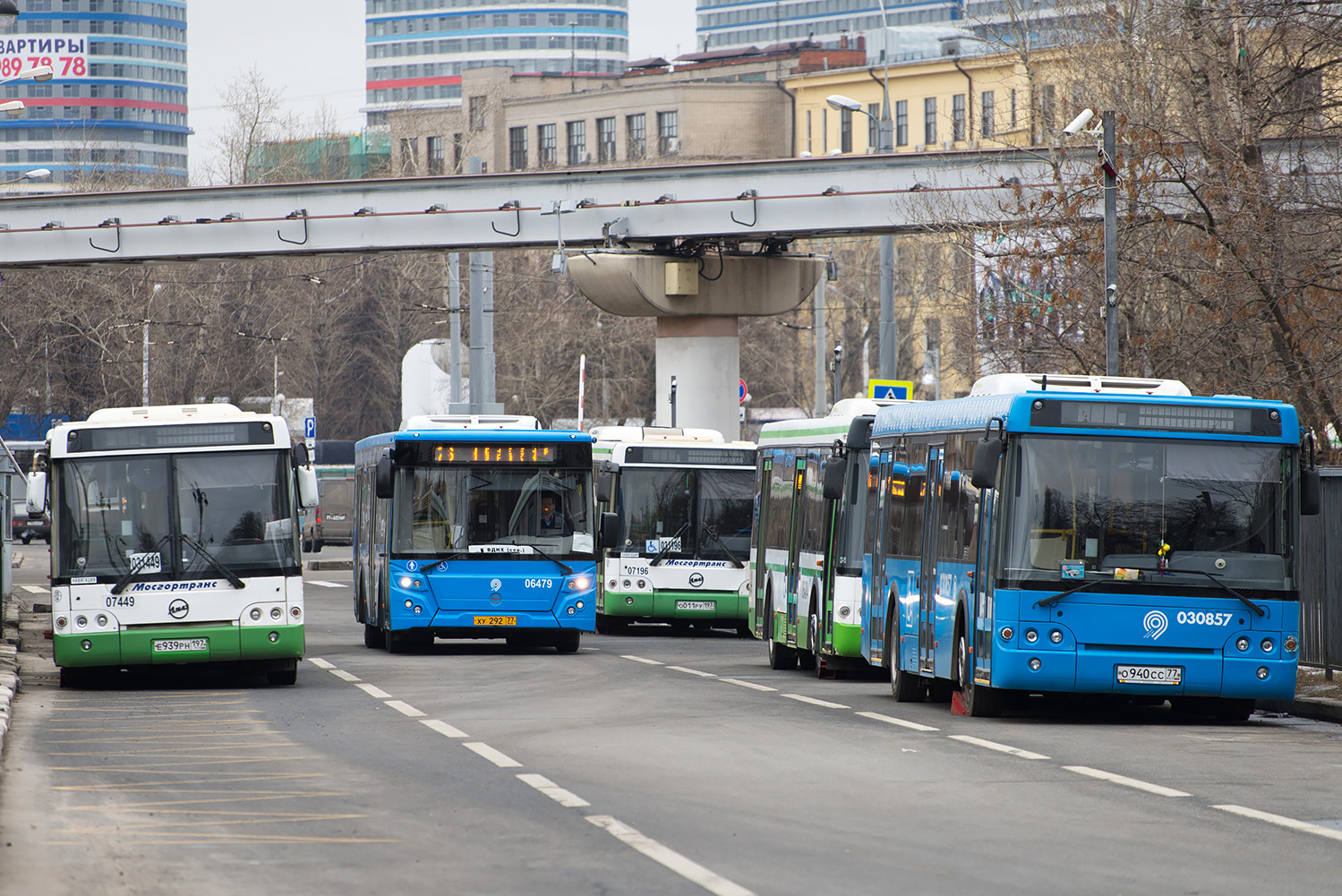 Москва, ЛиАЗ-5292.21 № 031449; Москва, ЛиАЗ-5292.22 (2-2-2) № 06479; Москва, ЛиАЗ-5292.22 (2-2-2) № 030857