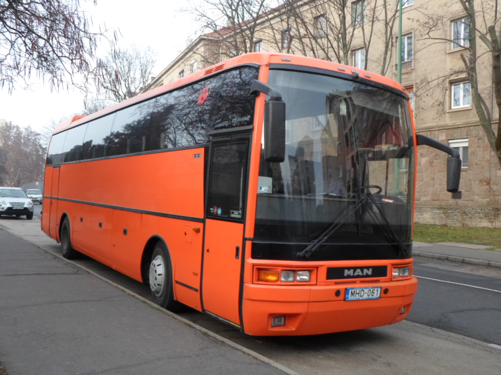 Венгрия, Ikarus EAG E98.61 № MHD-061