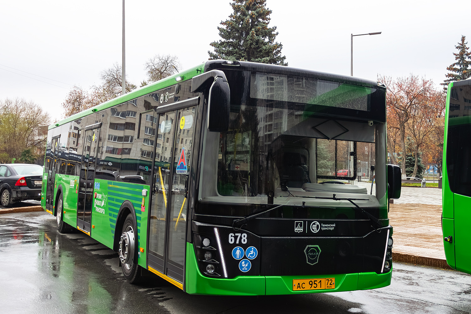 Тюменская область, ЛиАЗ-5292.65 № 678