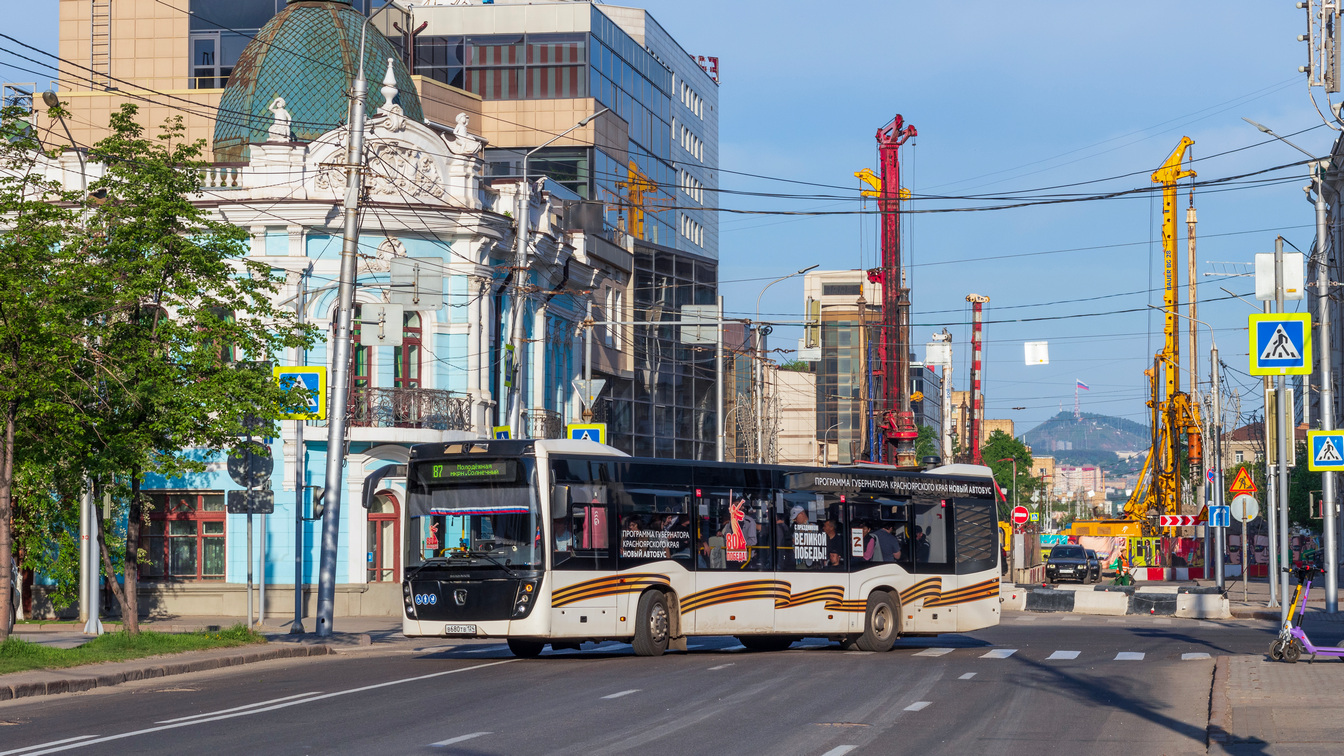 Красноярский край, НефАЗ-5299-40-52 № В 680 ТВ 124