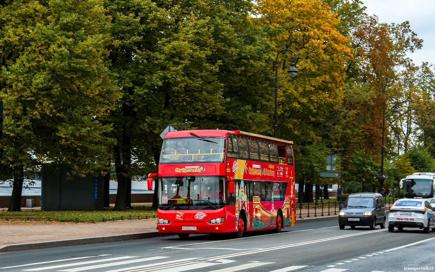 Petrohrad, Higer KLQ6109GS č. Р 745 ЕН 799
