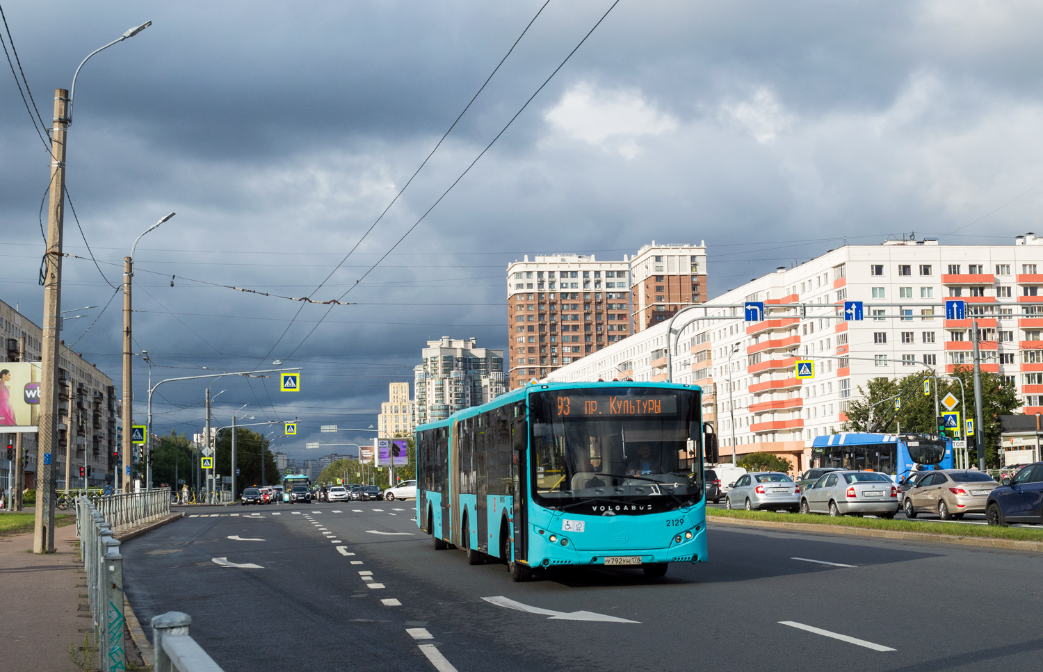 Sankt Petersburg, Volgabus-6271.05 Nr. 2129