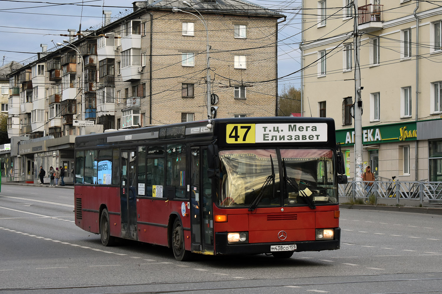 Свердловская область, Mercedes-Benz O405N2 № М 438 СО 159