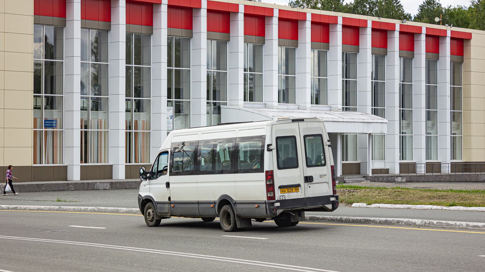 Свердловская область, Нижегородец-2227UU (IVECO Daily) № МА 028 66