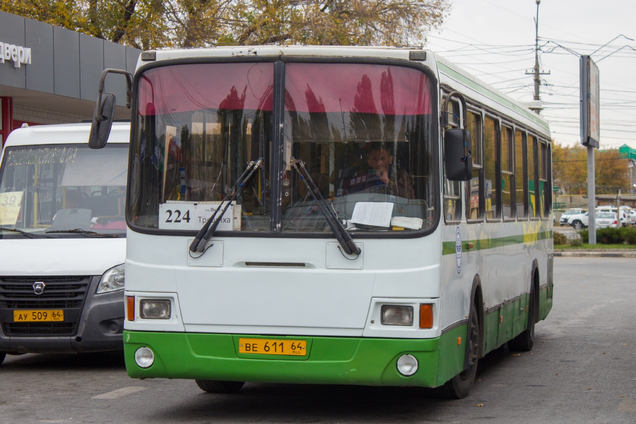 Саратовская область, ЛиАЗ-5256.36 № ВЕ 611 64